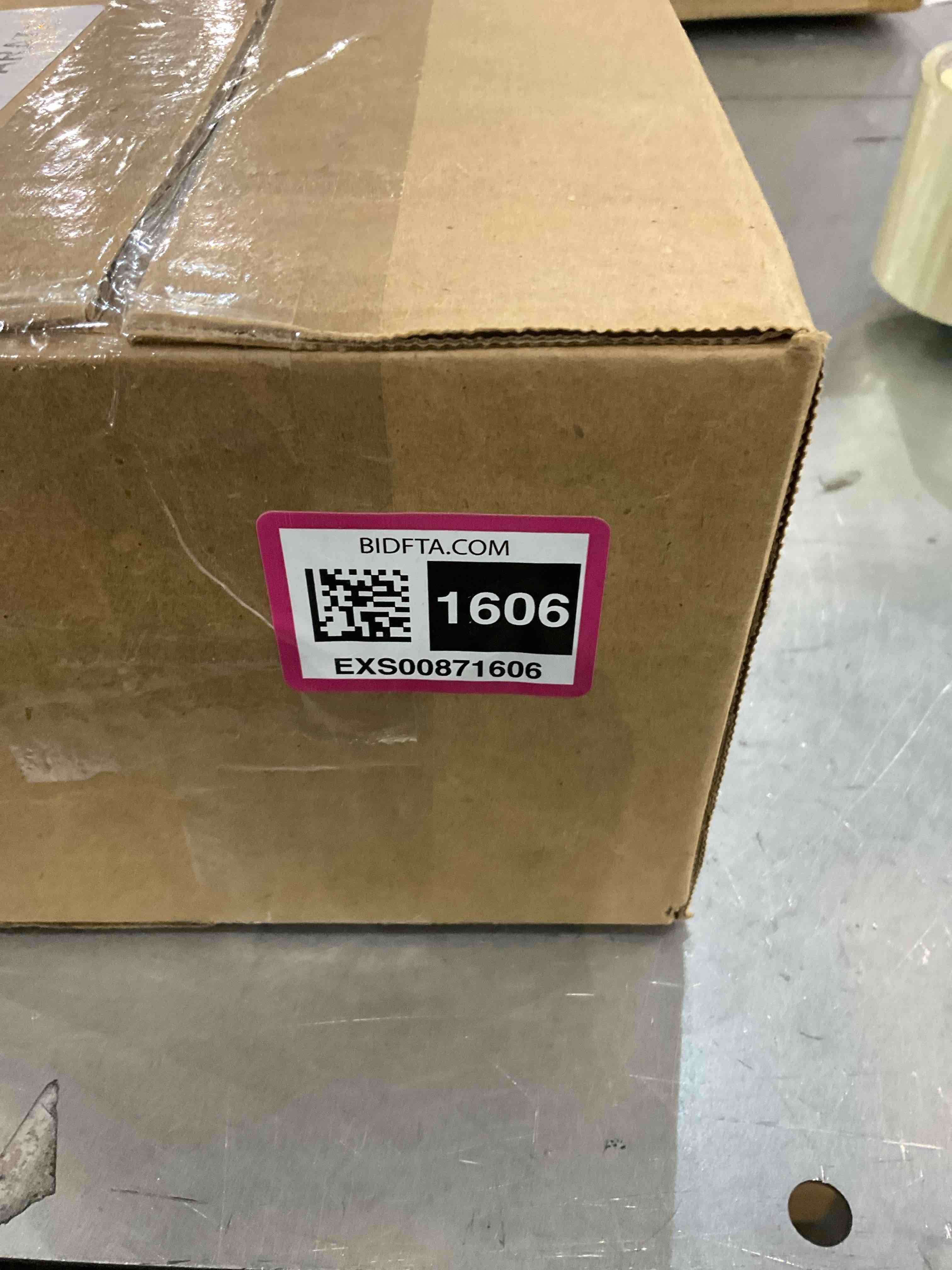 https://s3.amazonaws.com/lotting-images-prod/bidfta/EXS00871606_1698845201241.jpeg