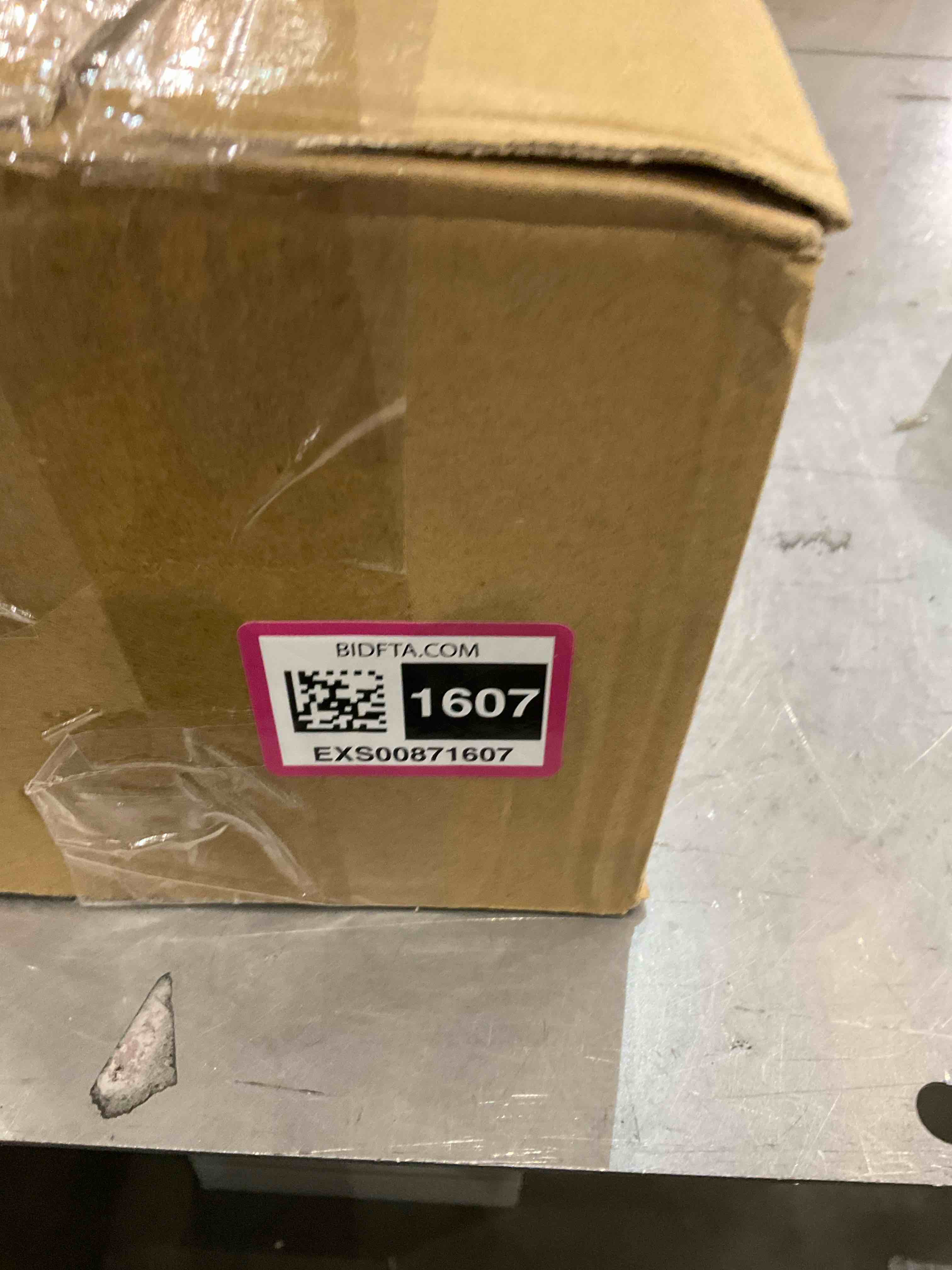https://s3.amazonaws.com/lotting-images-prod/bidfta/EXS00871607_1698845271878.jpeg