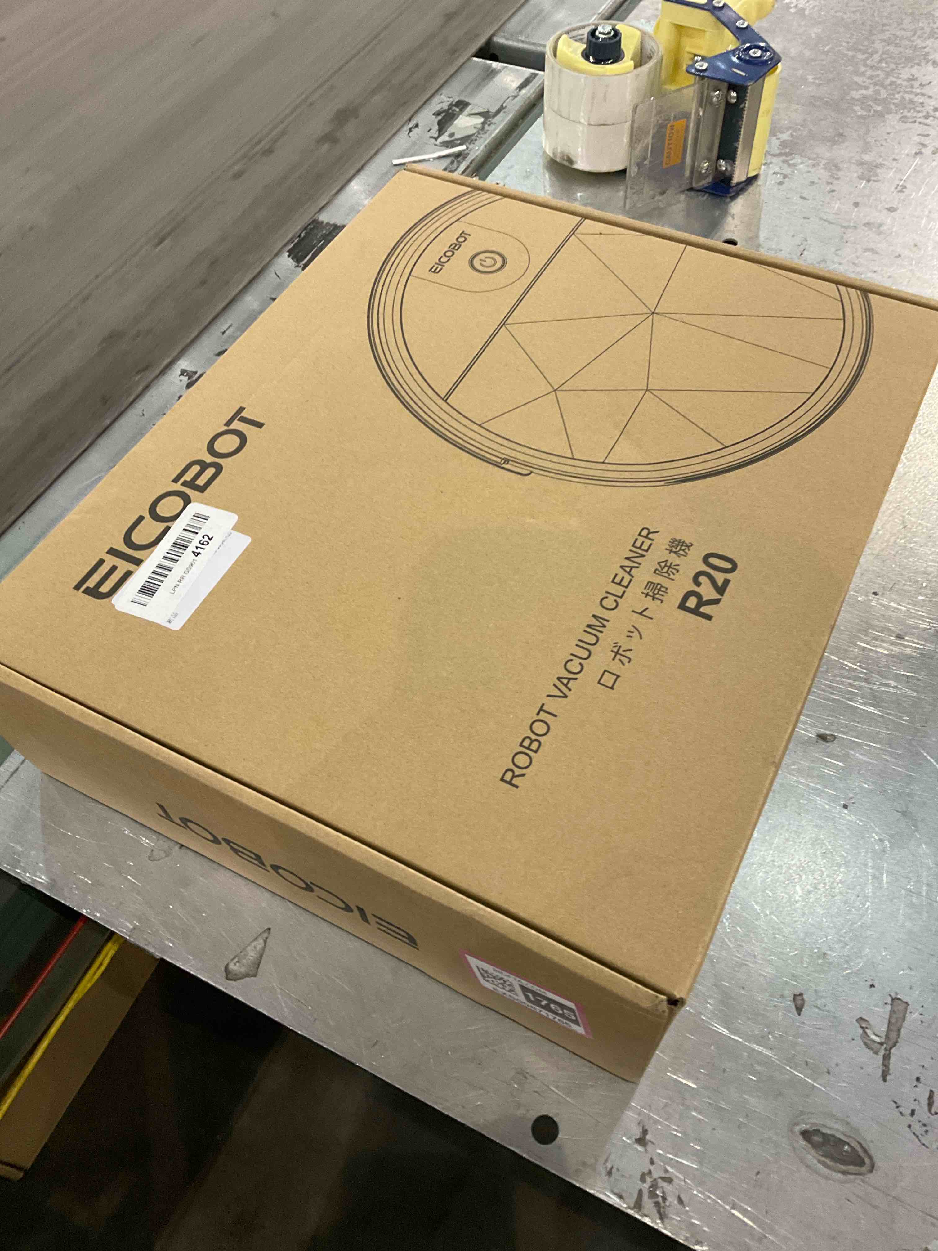 https://s3.amazonaws.com/lotting-images-prod/bidfta/EXS00871765_1698924281735.jpeg