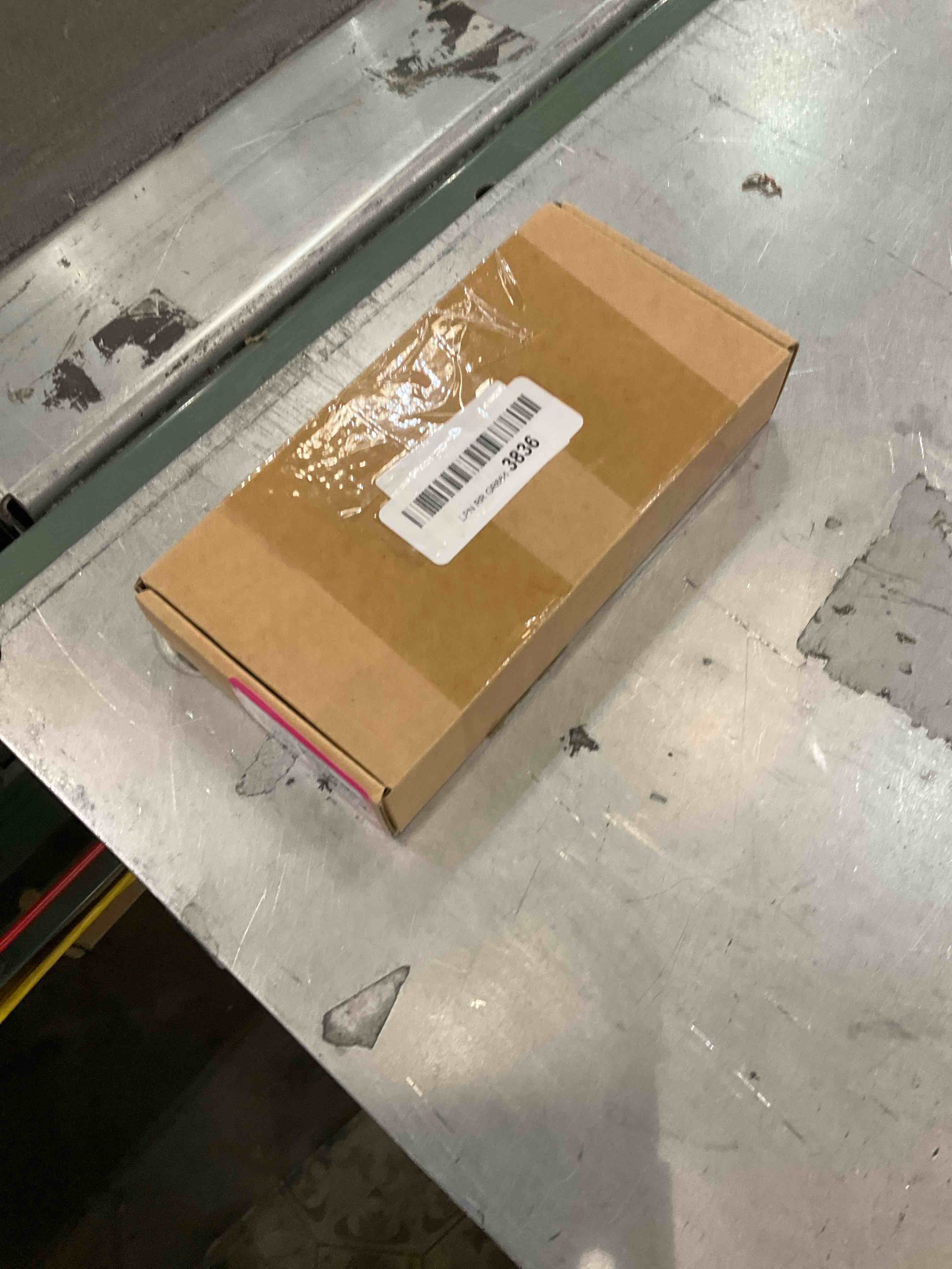 https://s3.amazonaws.com/lotting-images-prod/bidfta/EXS00871987_1698951671459.jpeg