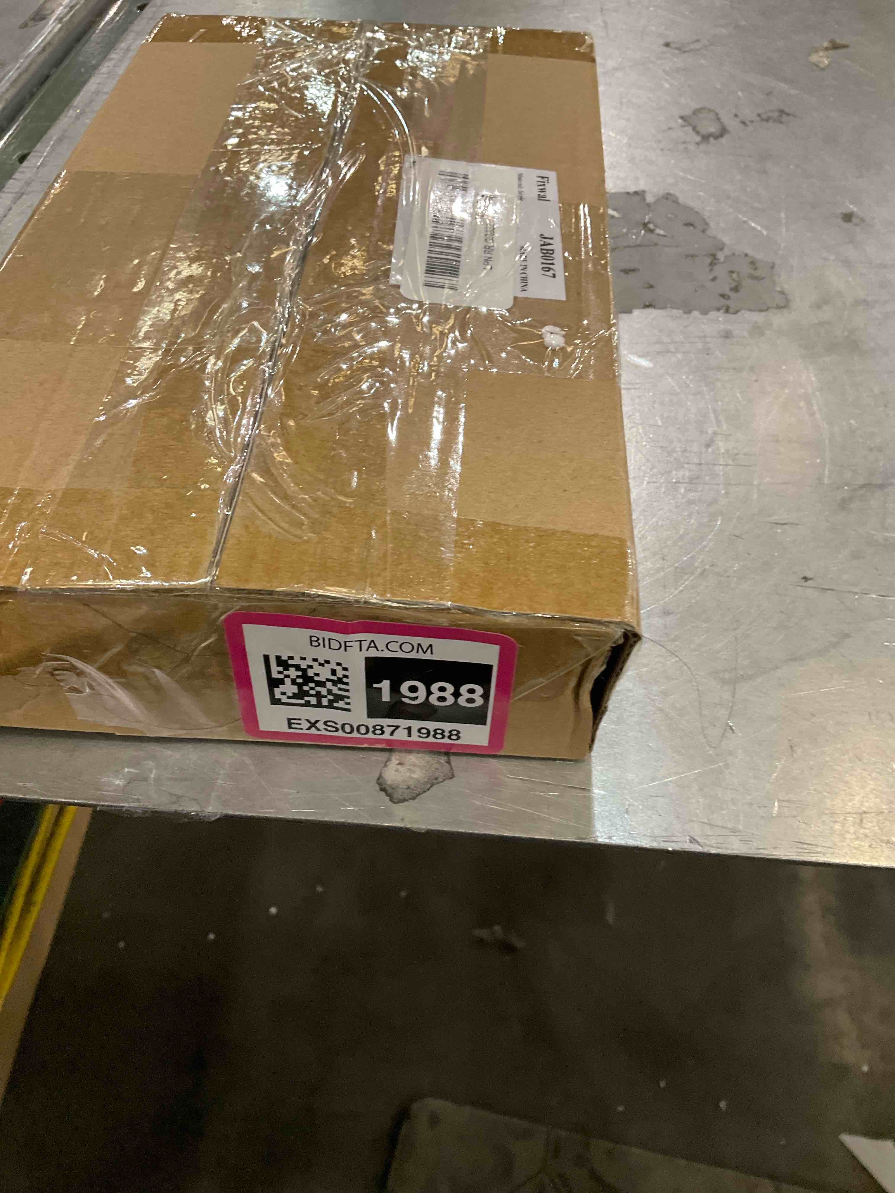 https://s3.amazonaws.com/lotting-images-prod/bidfta/EXS00871988_1698951749924.jpeg