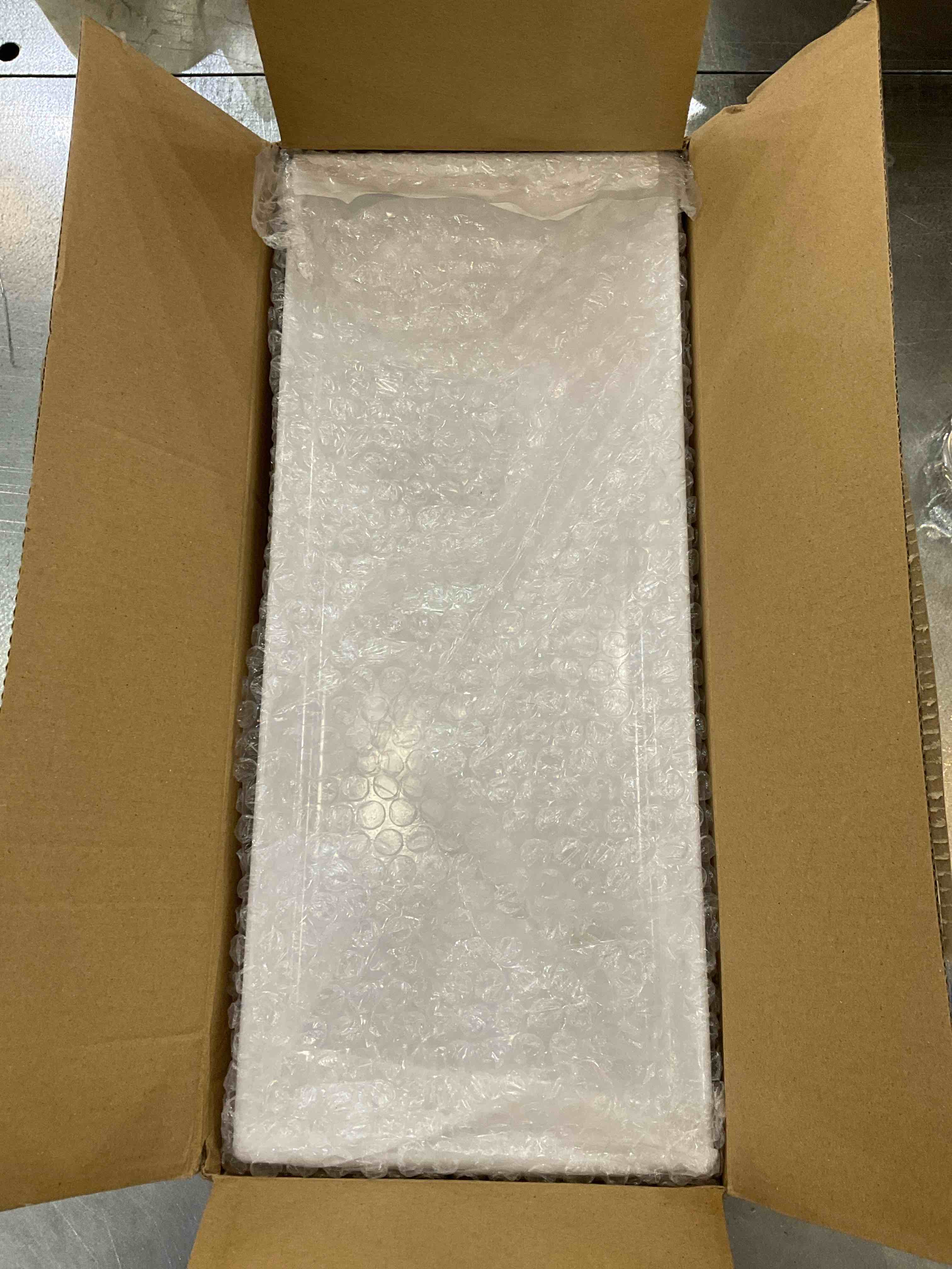 https://s3.amazonaws.com/lotting-images-prod/bidfta/EXS00872695_1698947191779.jpeg