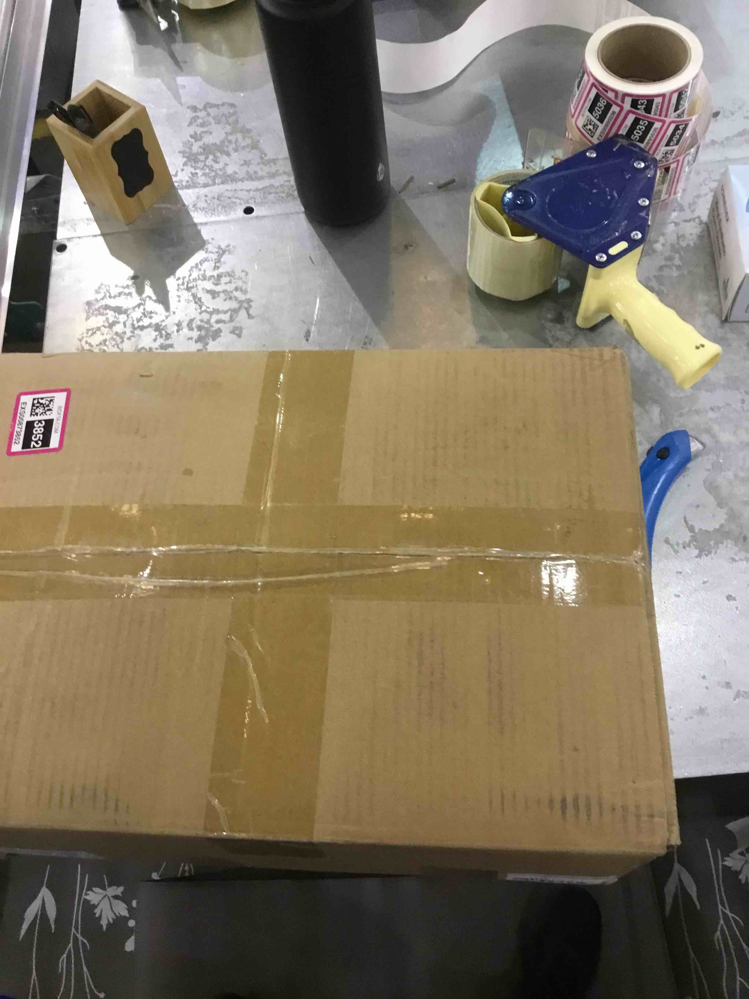 https://s3.amazonaws.com/lotting-images-prod/bidfta/EXS00873852_1699471711349.jpeg