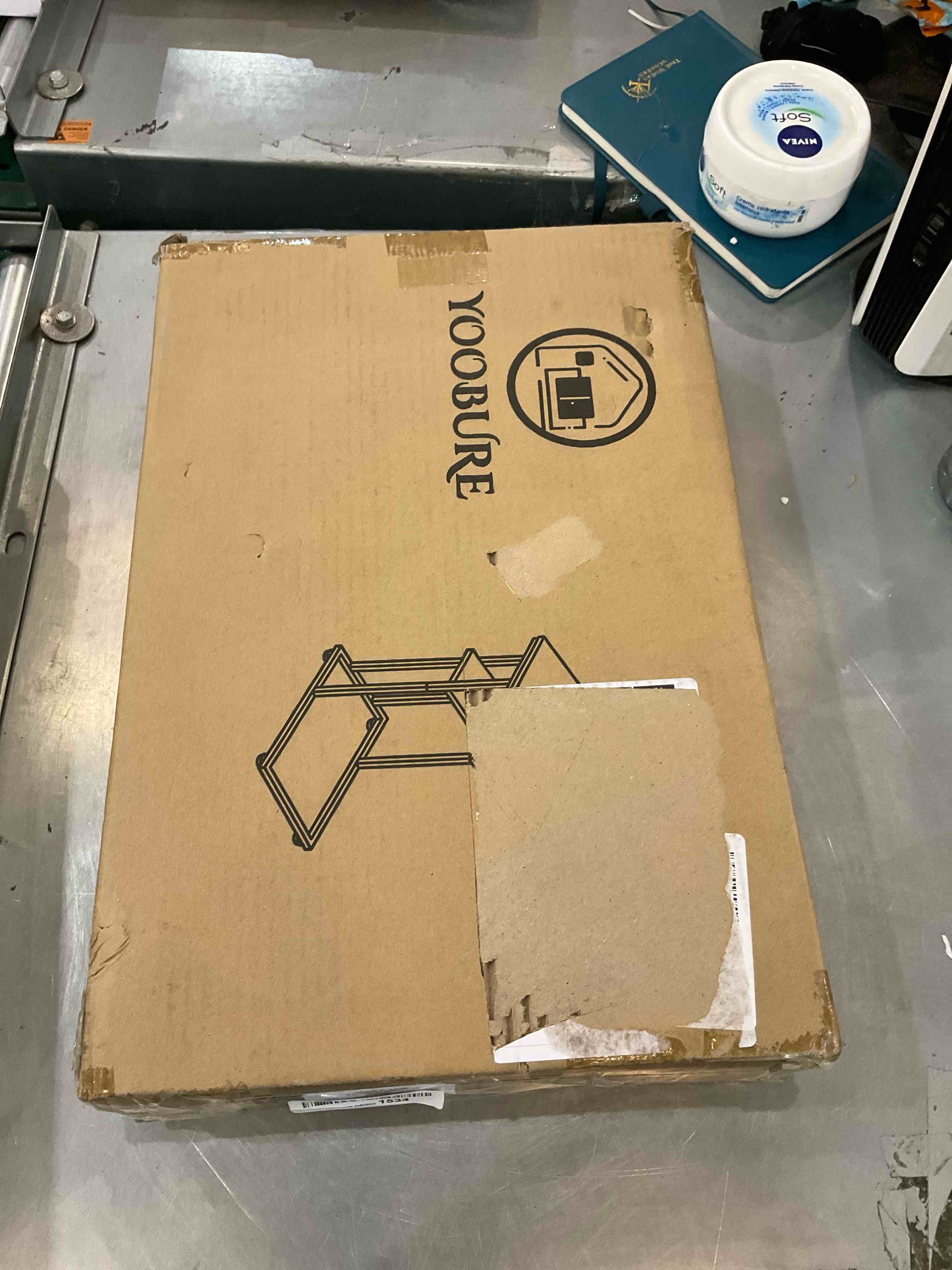 https://s3.amazonaws.com/lotting-images-prod/bidfta/EXS00874220_1698772637680.jpeg