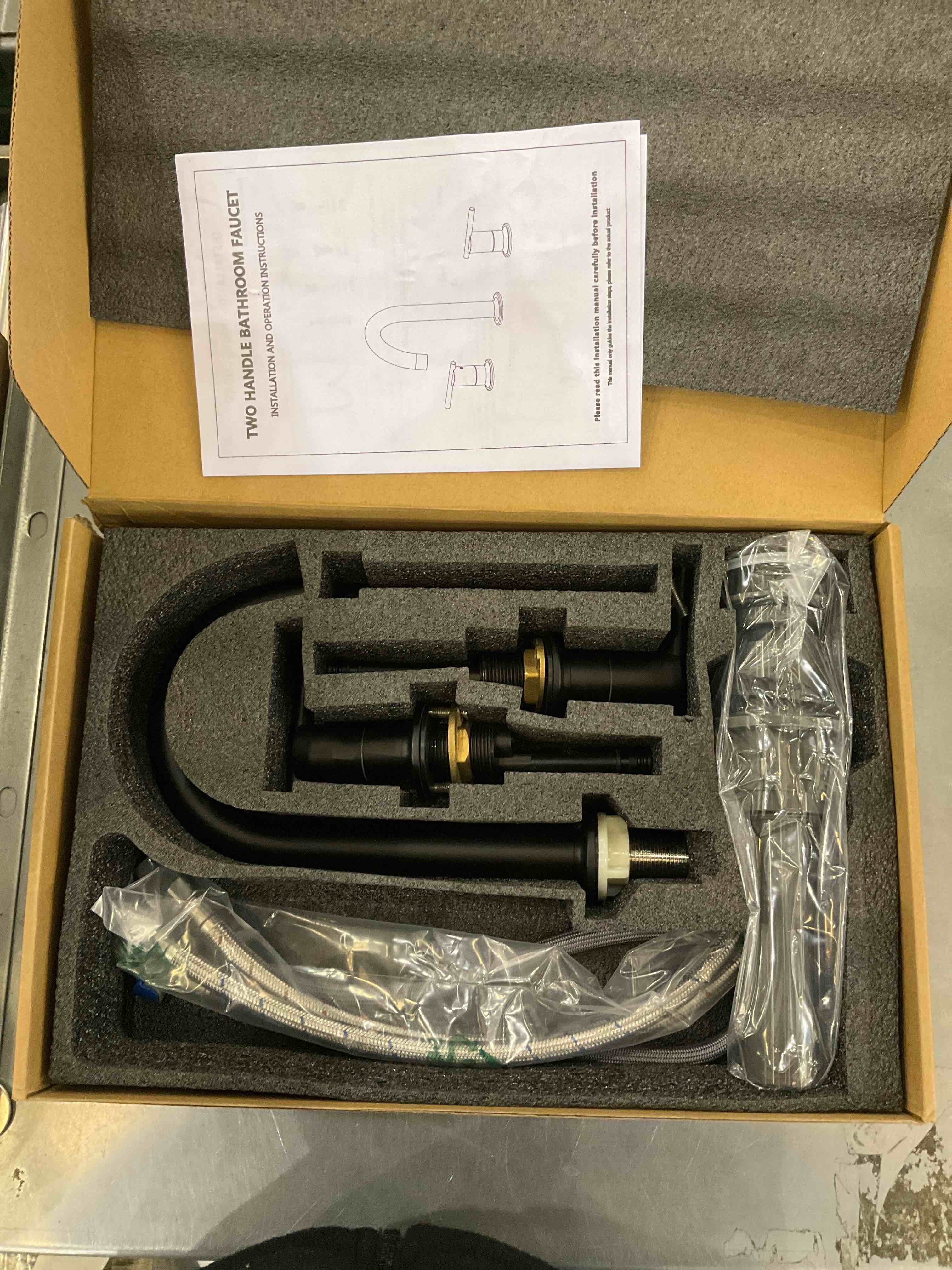 https://s3.amazonaws.com/lotting-images-prod/bidfta/EXS00874431_1698858175661.jpeg