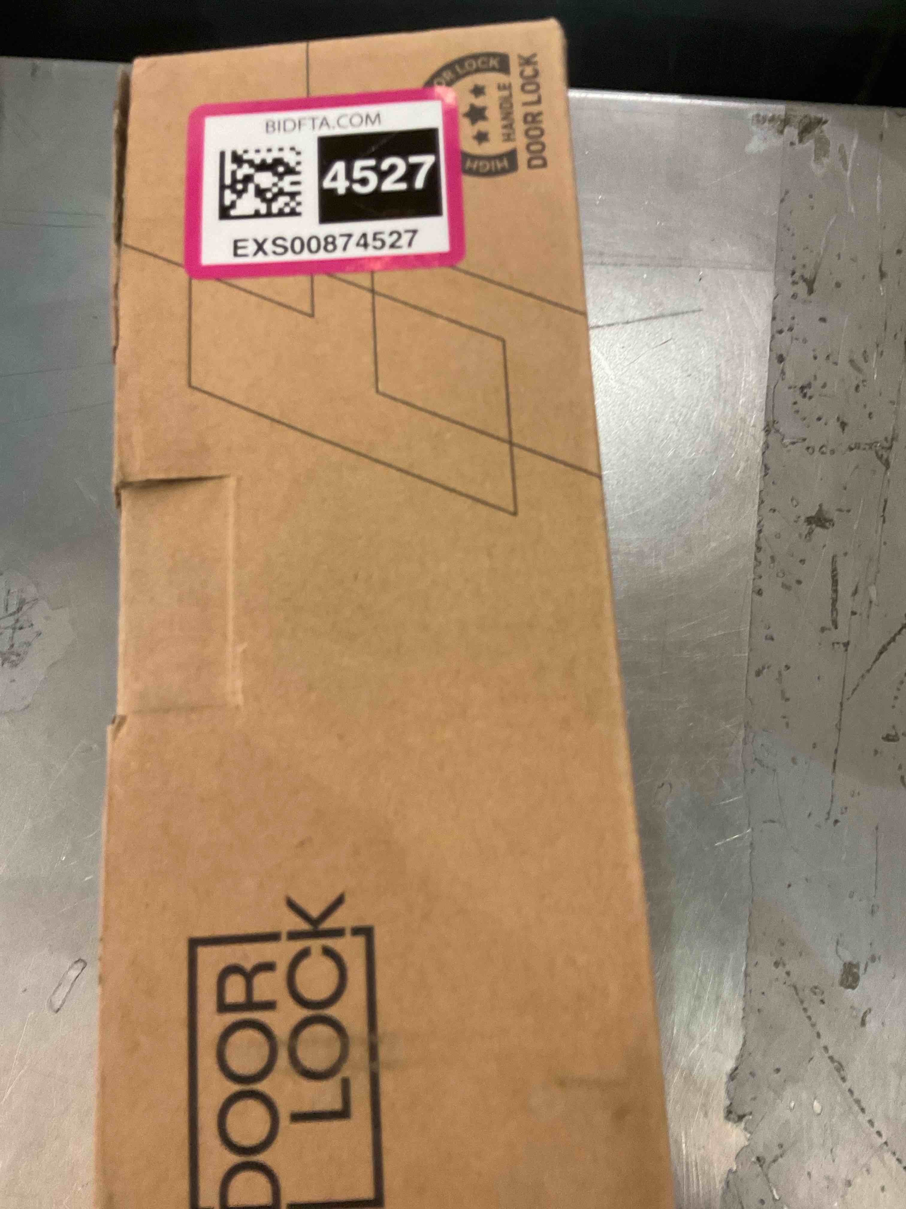 https://s3.amazonaws.com/lotting-images-prod/bidfta/EXS00874527_1698859658770.jpeg