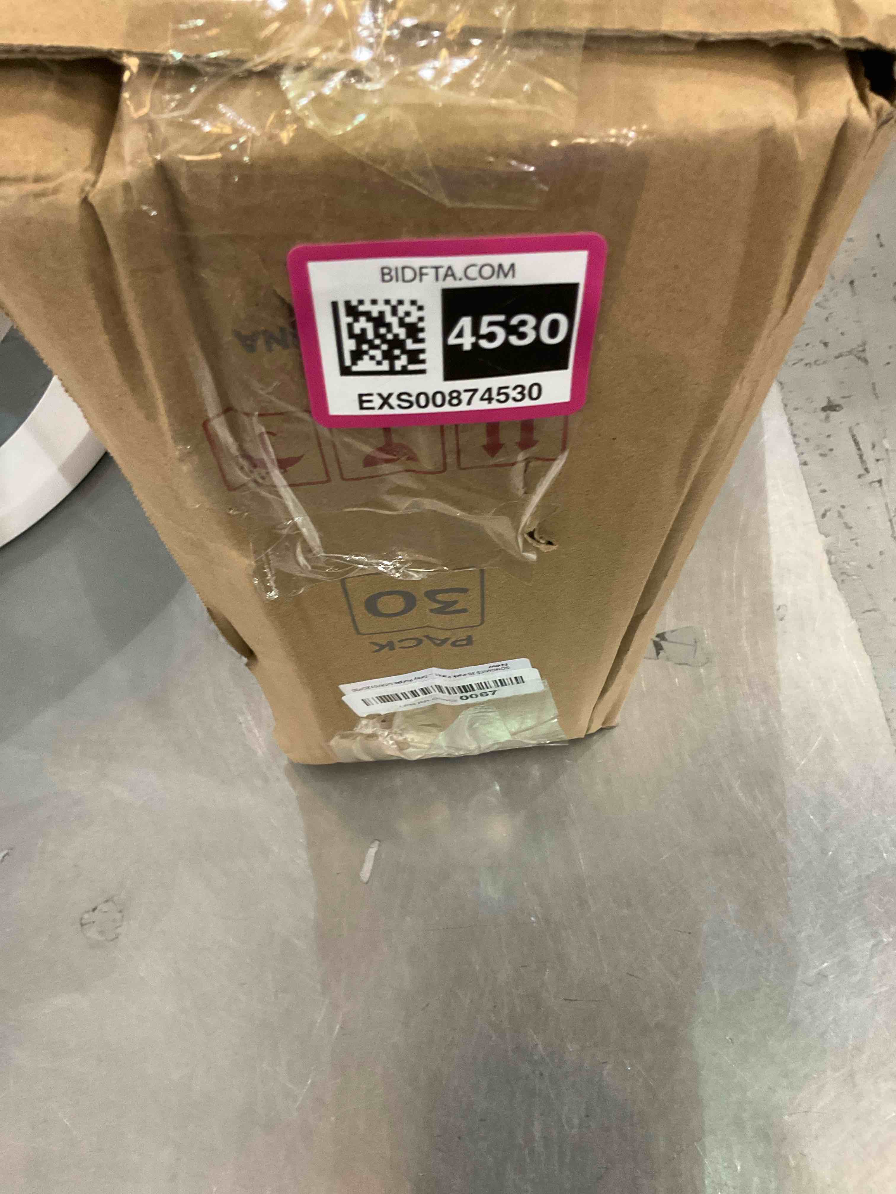 https://s3.amazonaws.com/lotting-images-prod/bidfta/EXS00874530_1698860055310.jpeg