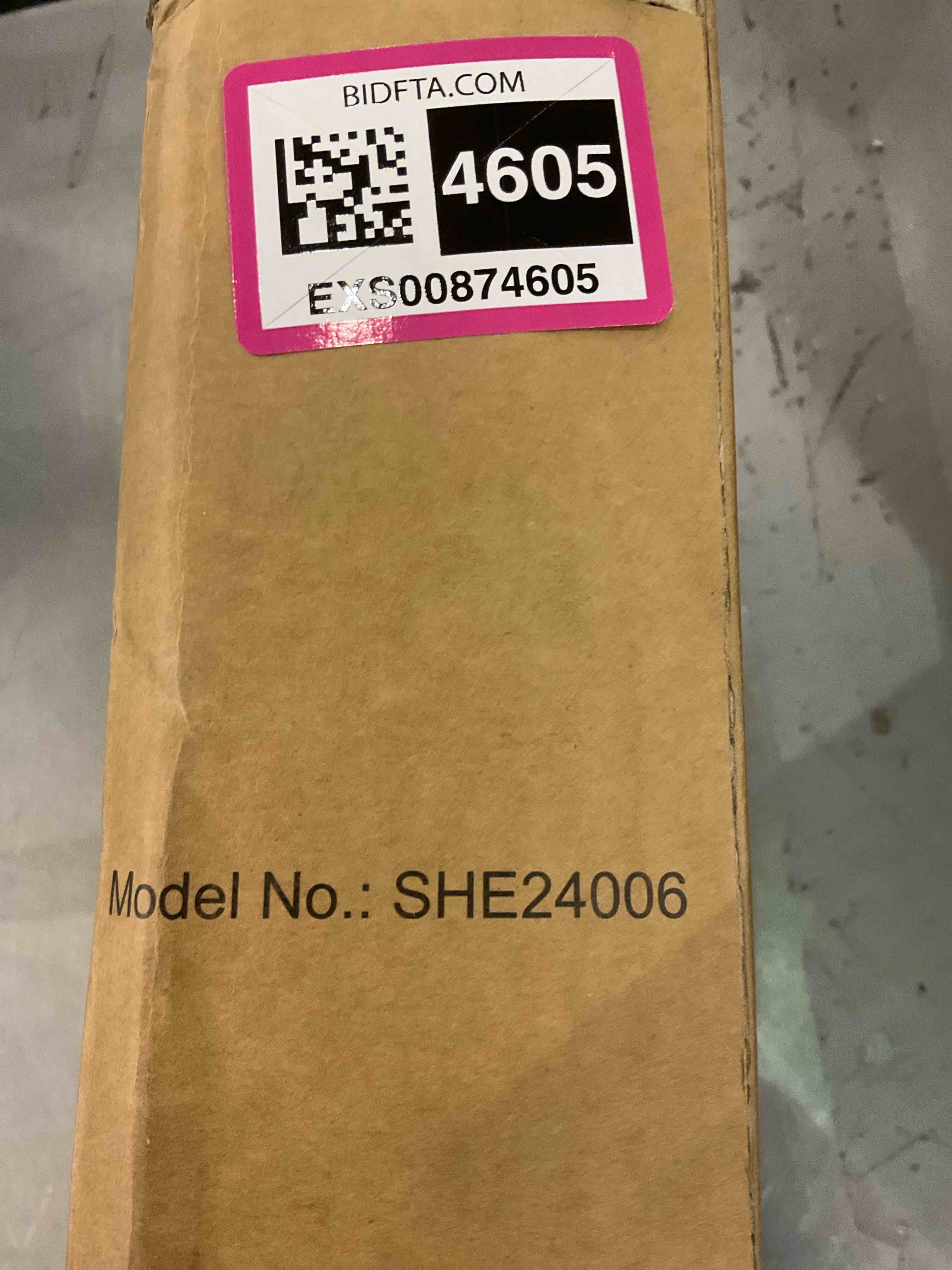 https://s3.amazonaws.com/lotting-images-prod/bidfta/EXS00874605_1698925207446.jpeg
