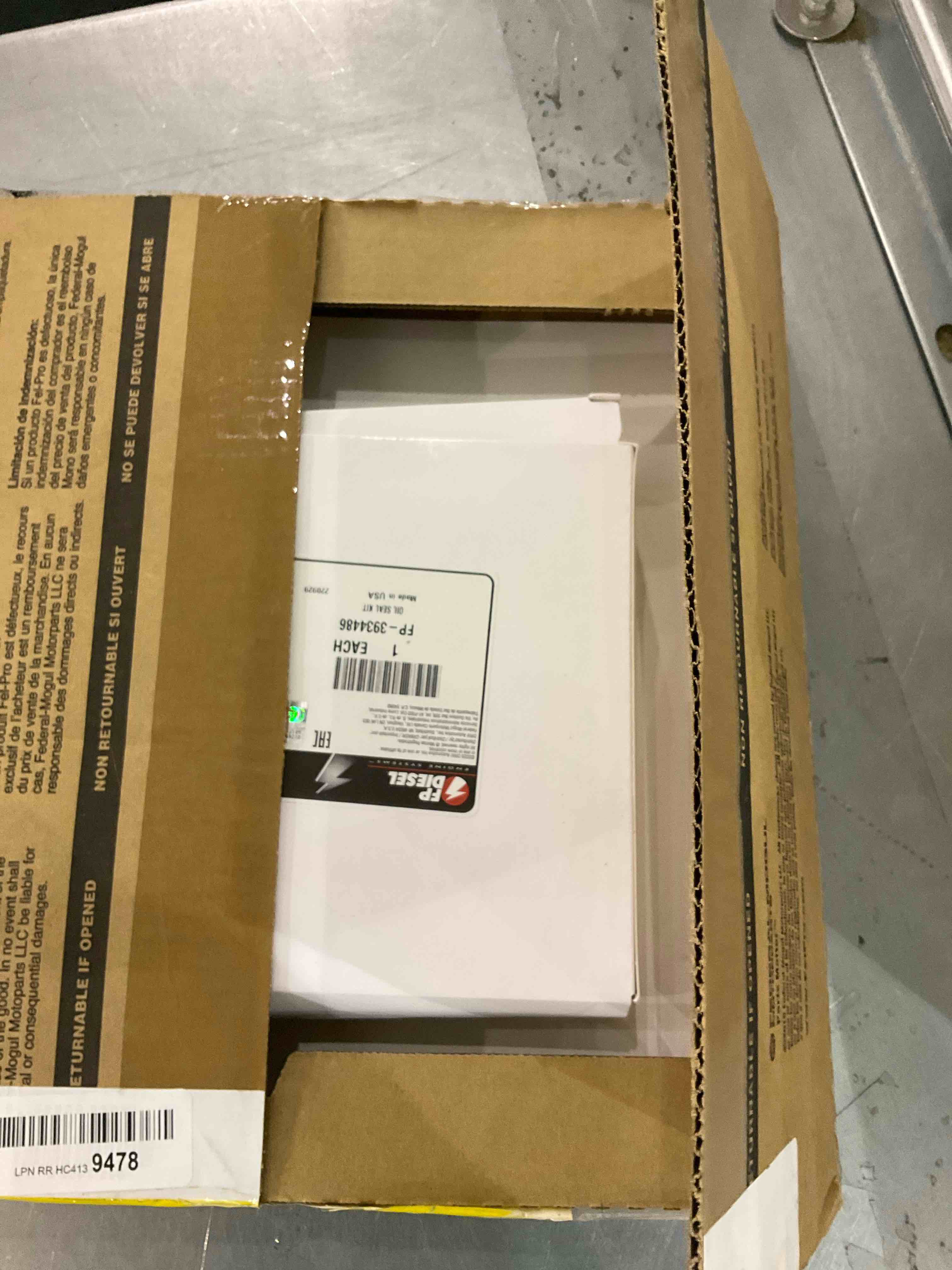 https://s3.amazonaws.com/lotting-images-prod/bidfta/EXS00874623_1698926814166.jpeg