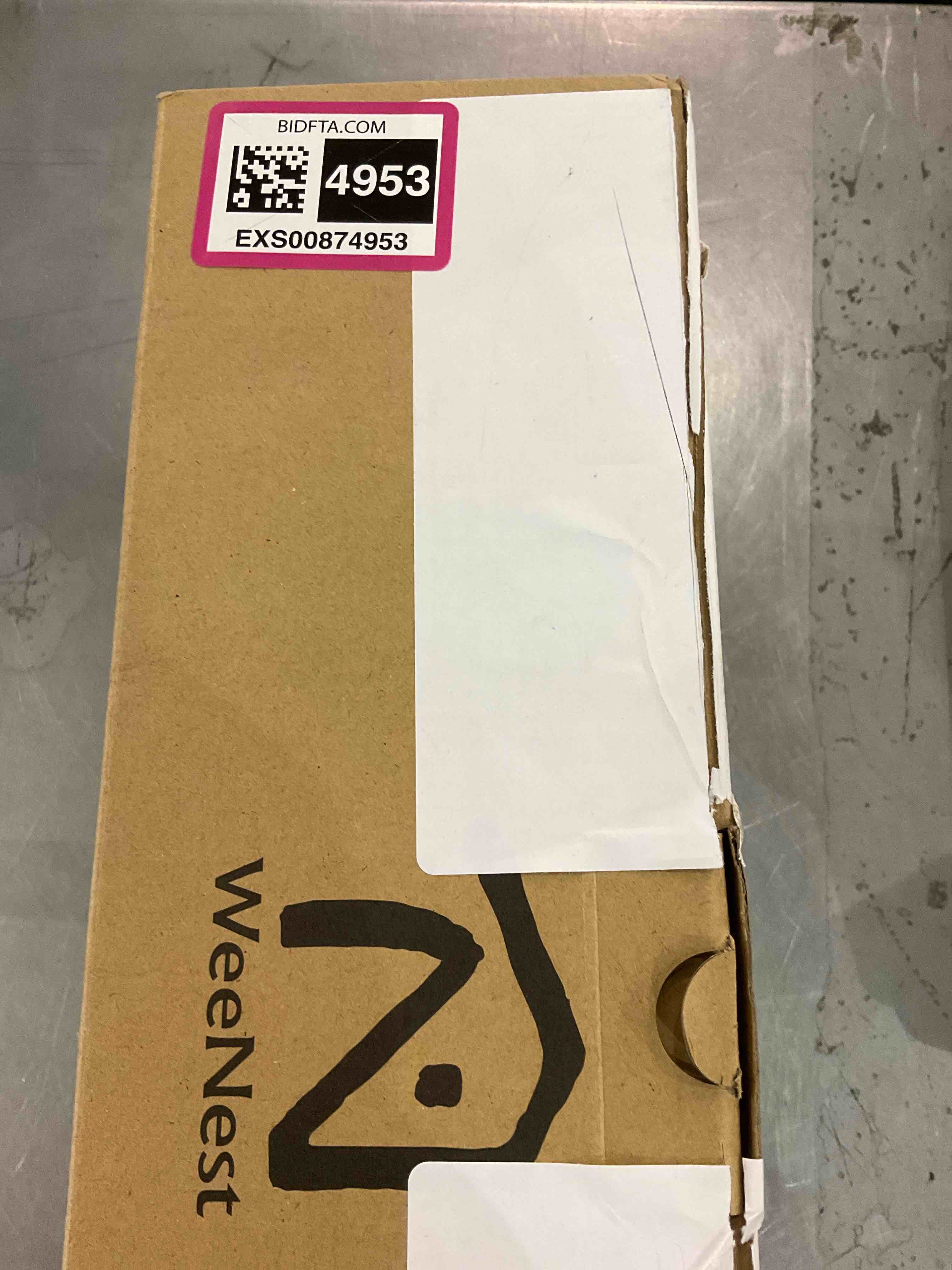 https://s3.amazonaws.com/lotting-images-prod/bidfta/EXS00874953_1699014206661.jpeg