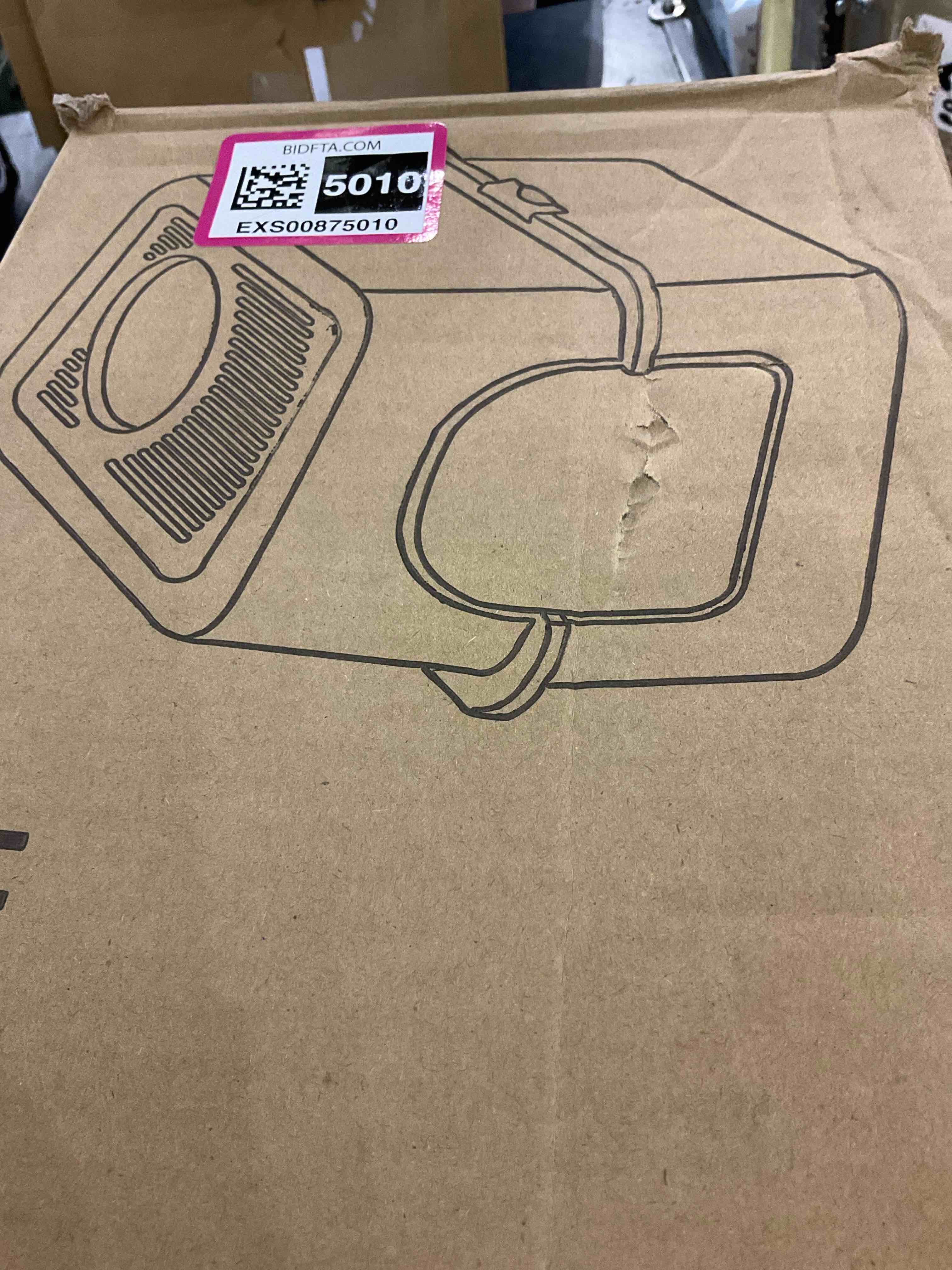 https://s3.amazonaws.com/lotting-images-prod/bidfta/EXS00875010_1698694700562.jpeg