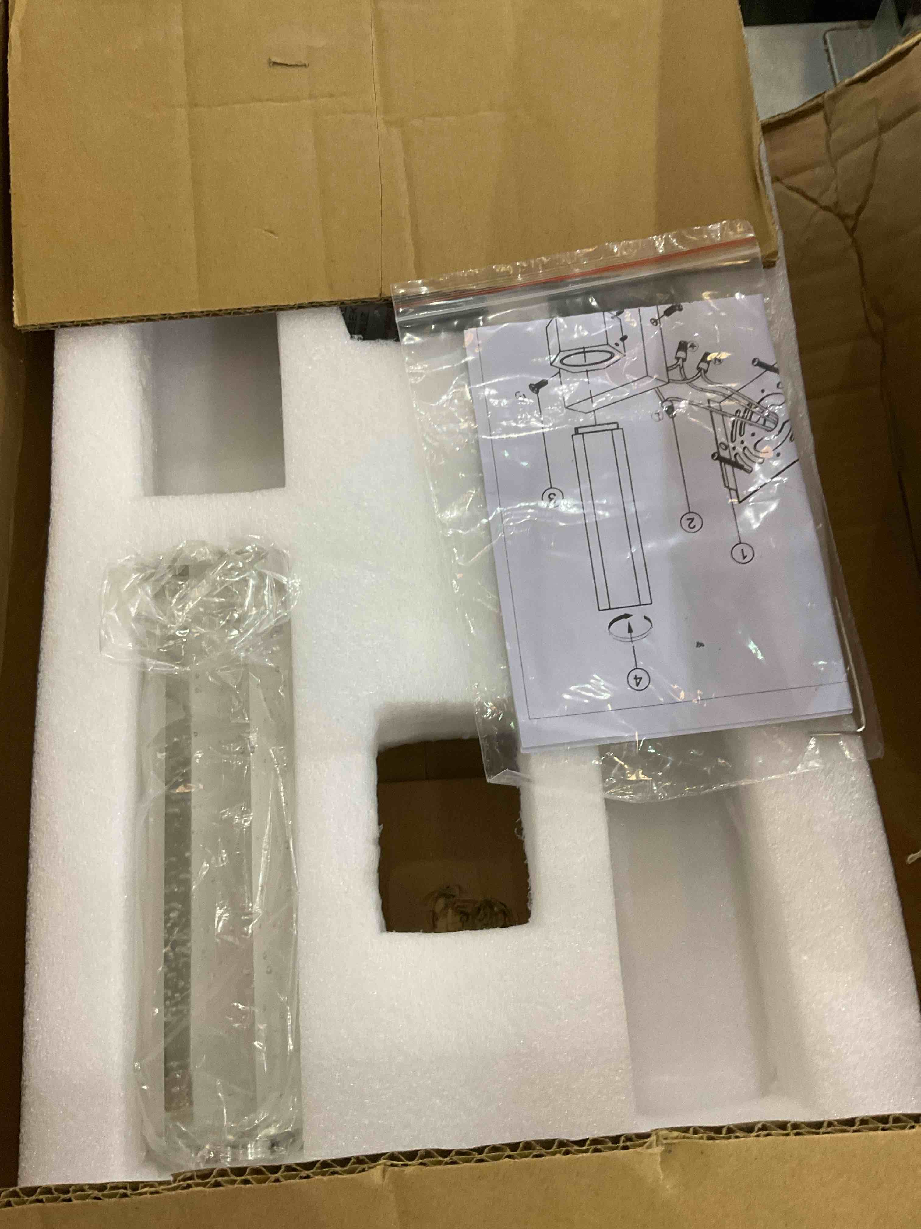 https://s3.amazonaws.com/lotting-images-prod/bidfta/EXS00875265_1698774361764.jpeg