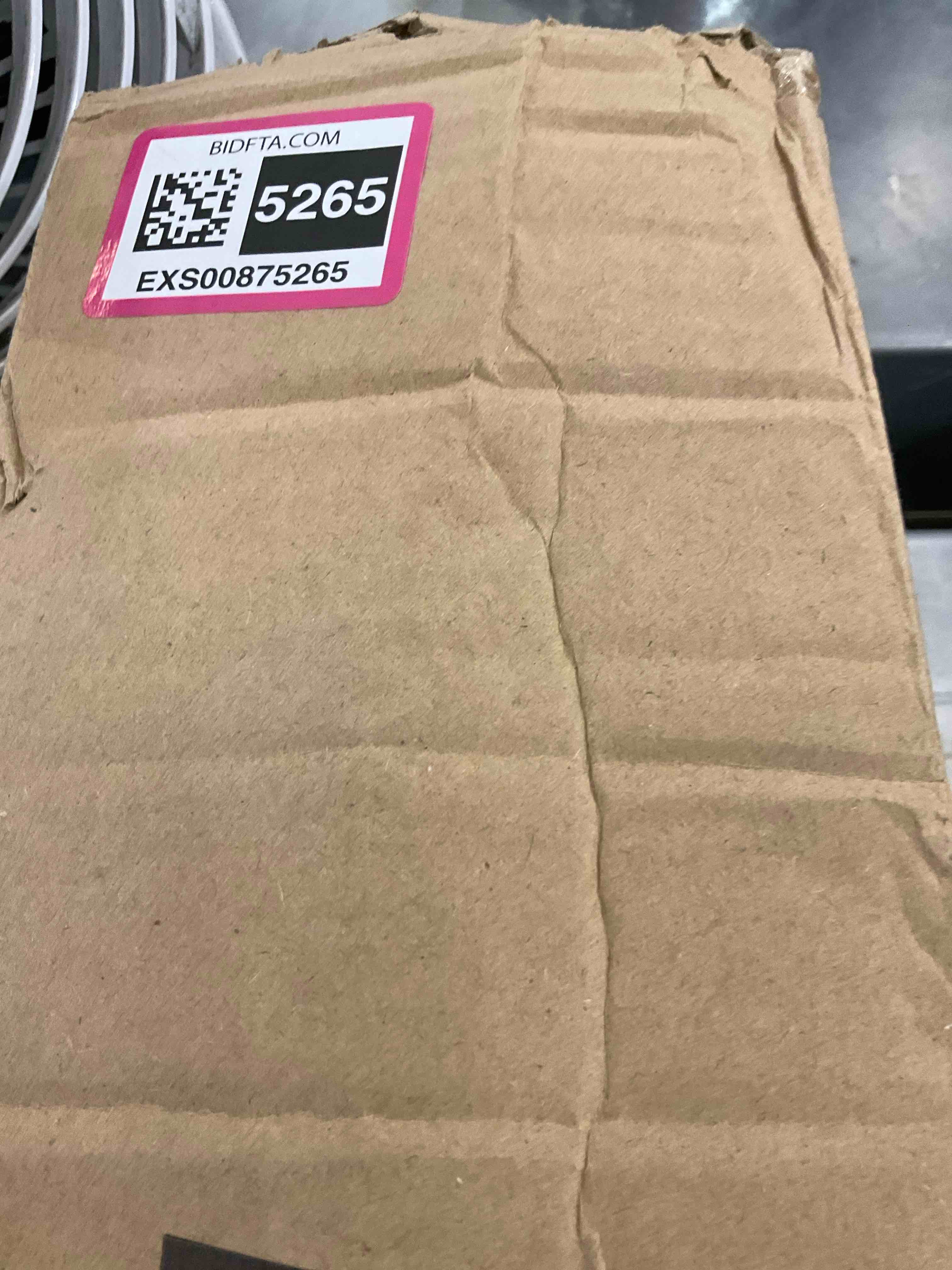 https://s3.amazonaws.com/lotting-images-prod/bidfta/EXS00875265_1698774420915.jpeg