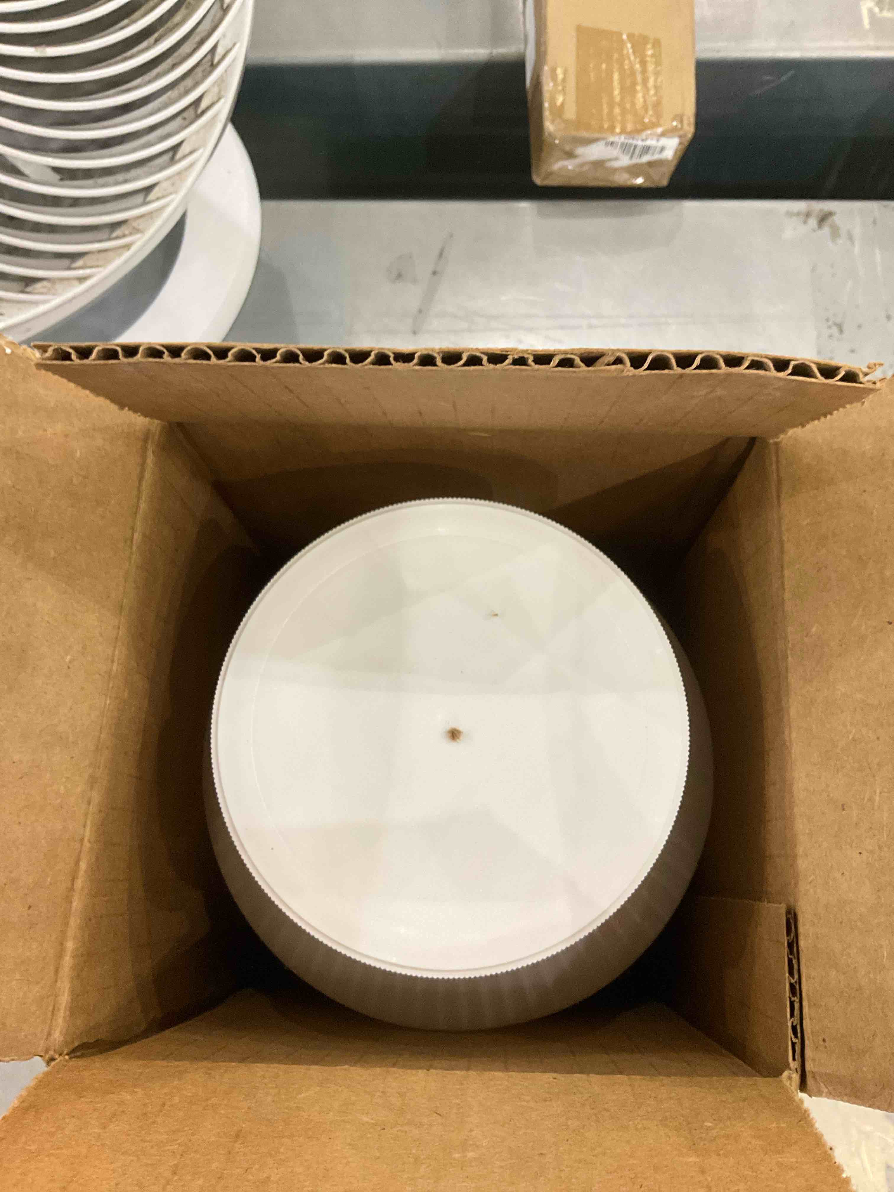 https://s3.amazonaws.com/lotting-images-prod/bidfta/EXS00875288_1698778554703.jpeg
