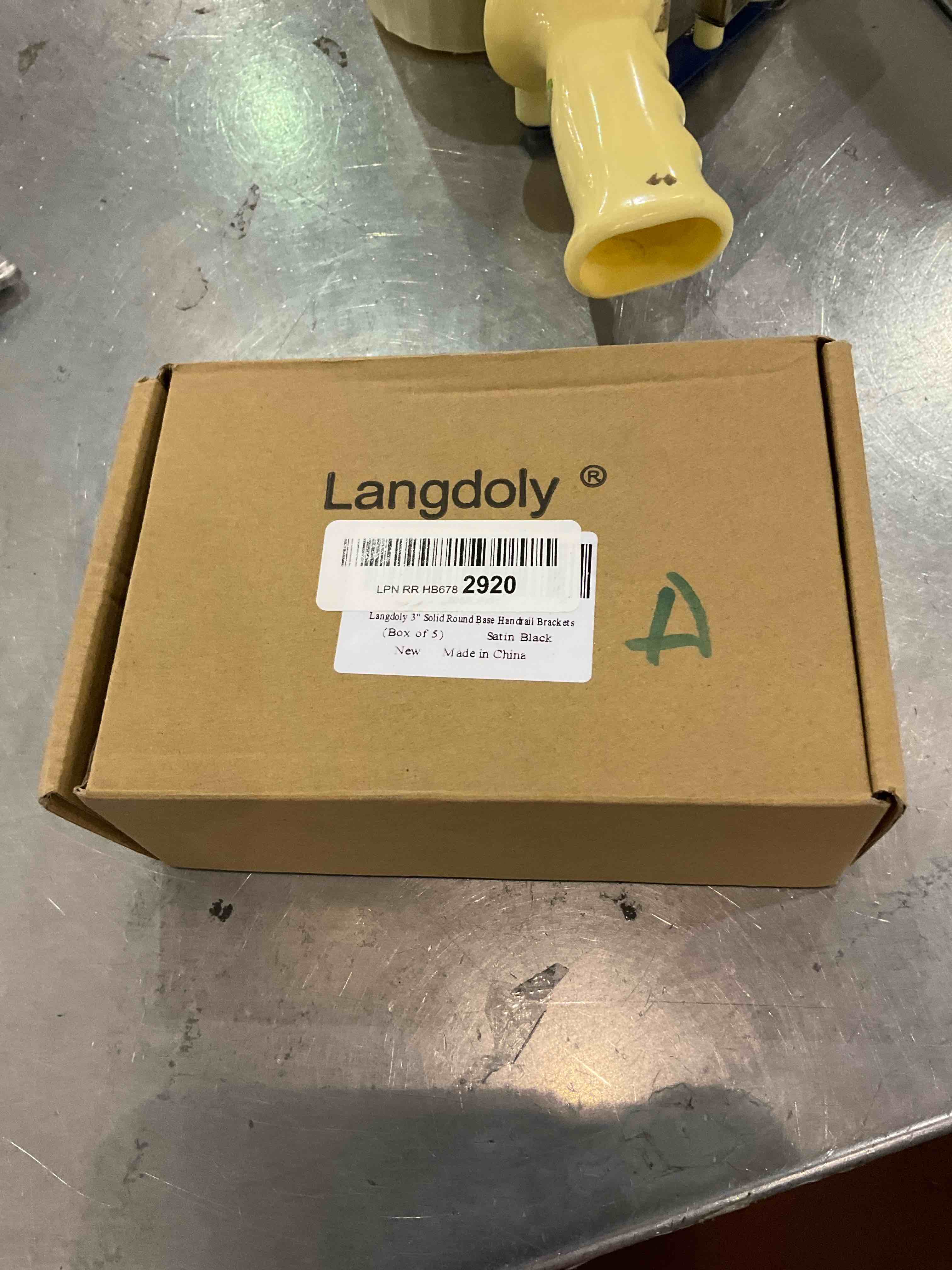 https://s3.amazonaws.com/lotting-images-prod/bidfta/EXS00875539_1698696872251.jpeg