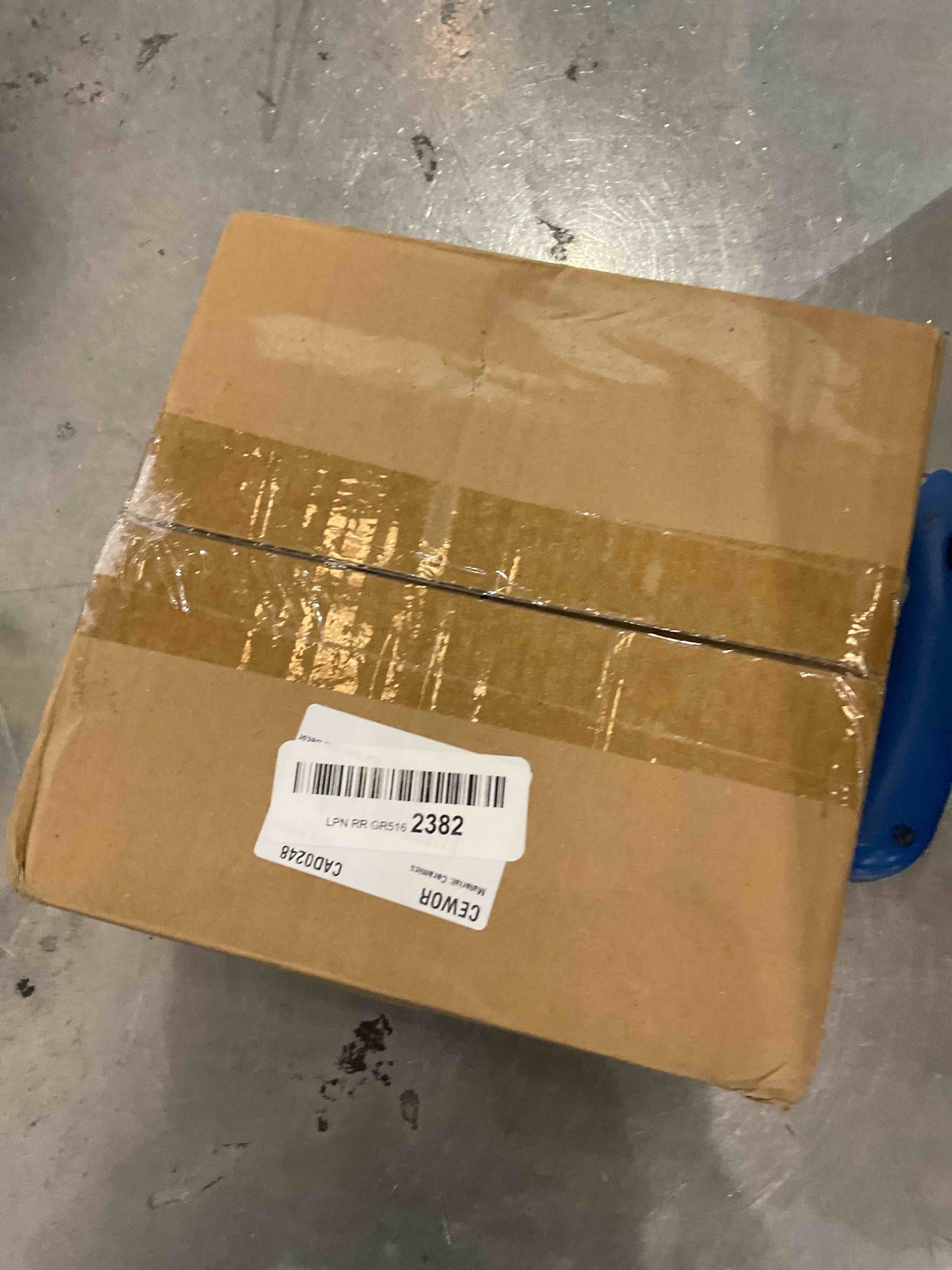 https://s3.amazonaws.com/lotting-images-prod/bidfta/EXS00875714_1698773578881.jpeg