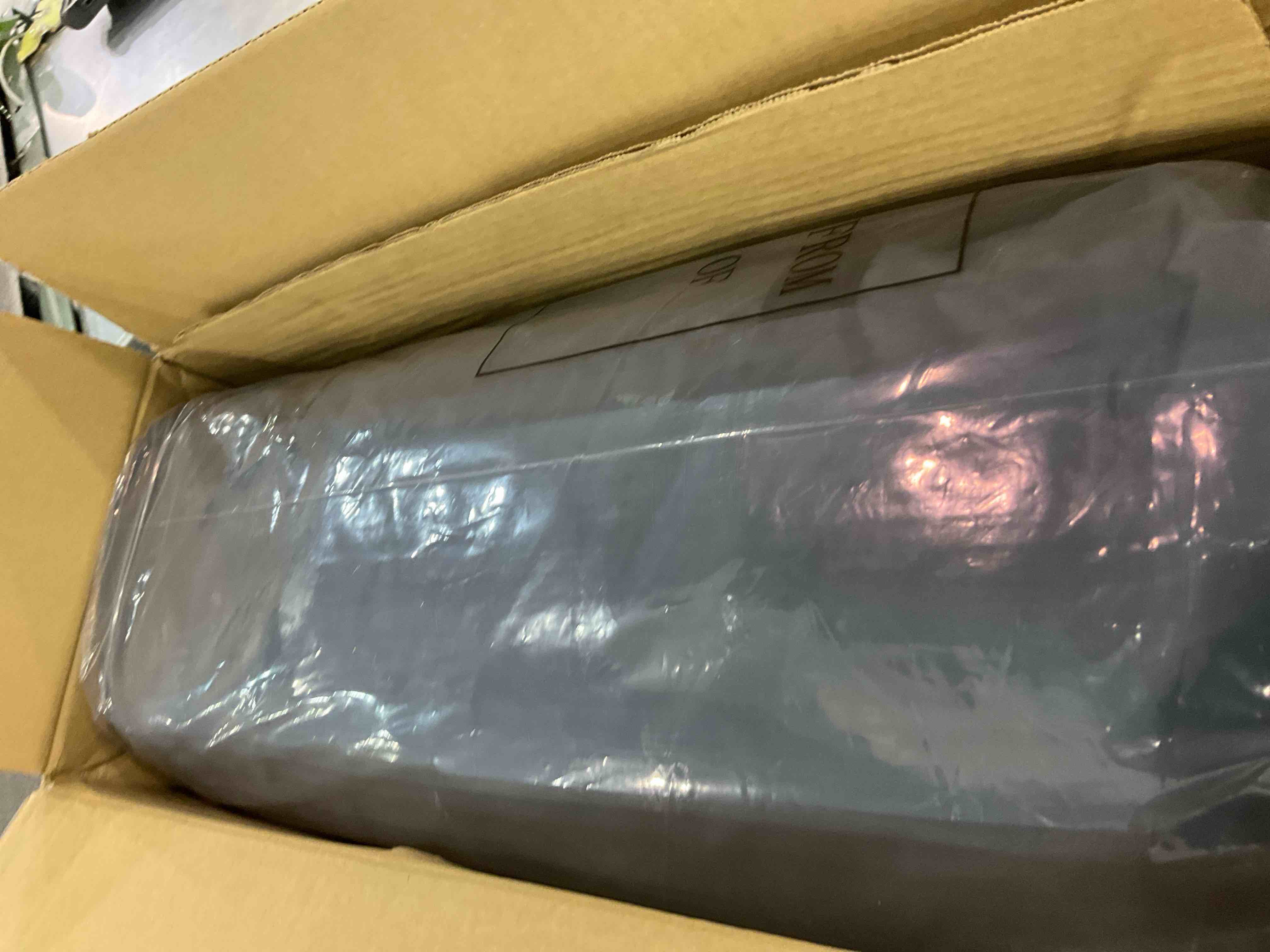 https://s3.amazonaws.com/lotting-images-prod/bidfta/EXS00876122_1700225654426.jpeg