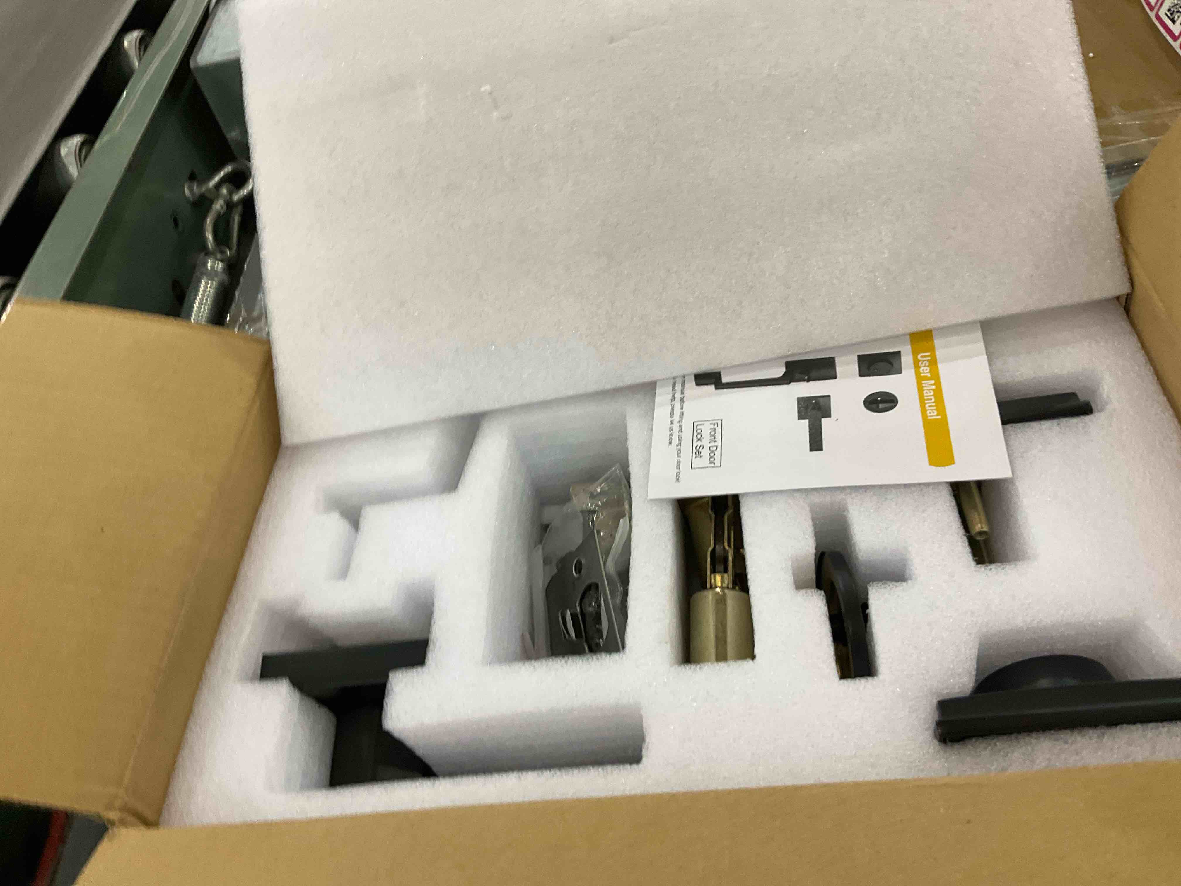https://s3.amazonaws.com/lotting-images-prod/bidfta/EXS00876158_1700231625406.jpeg