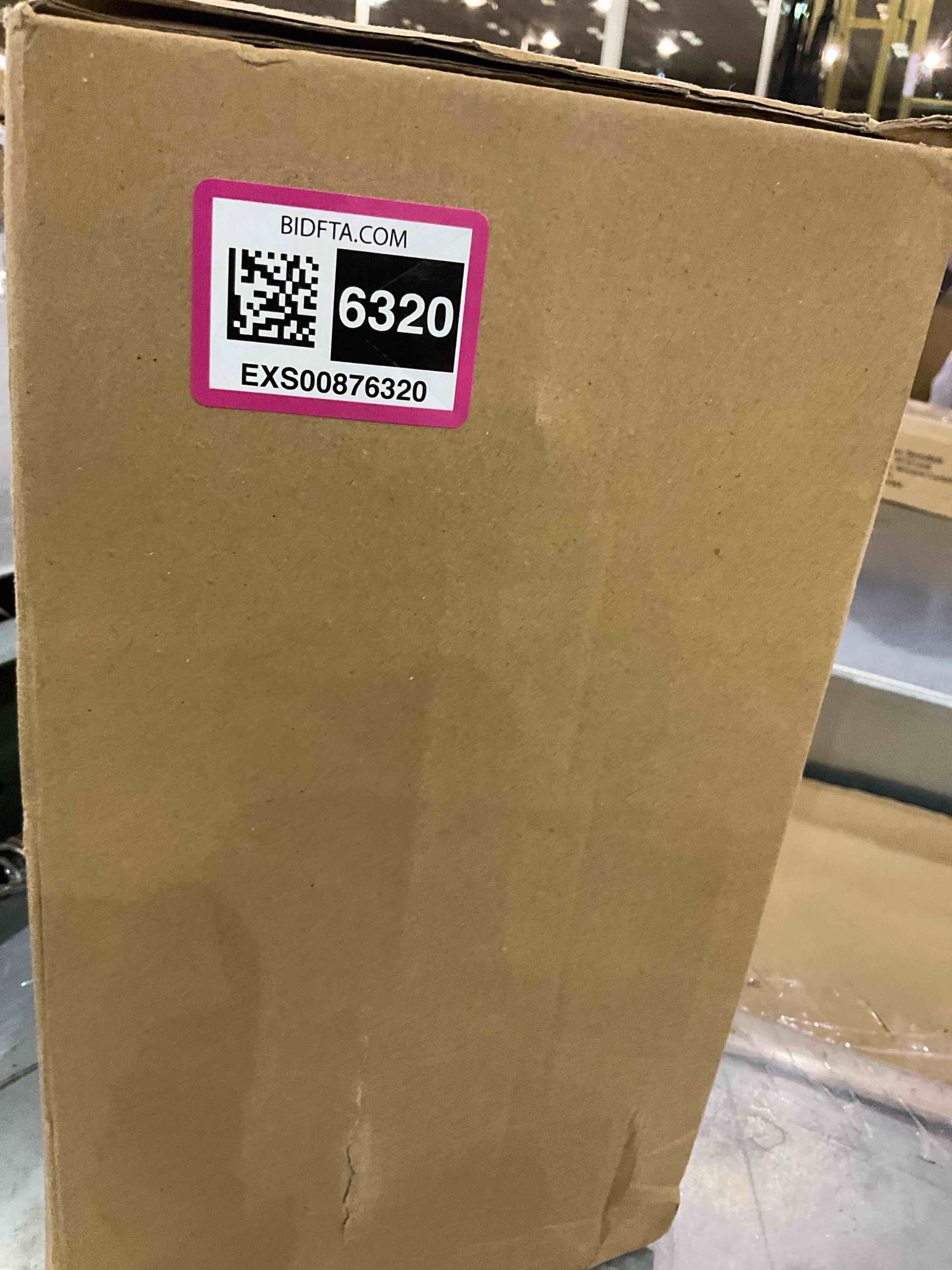 https://s3.amazonaws.com/lotting-images-prod/bidfta/EXS00876320_1700485226044.jpeg