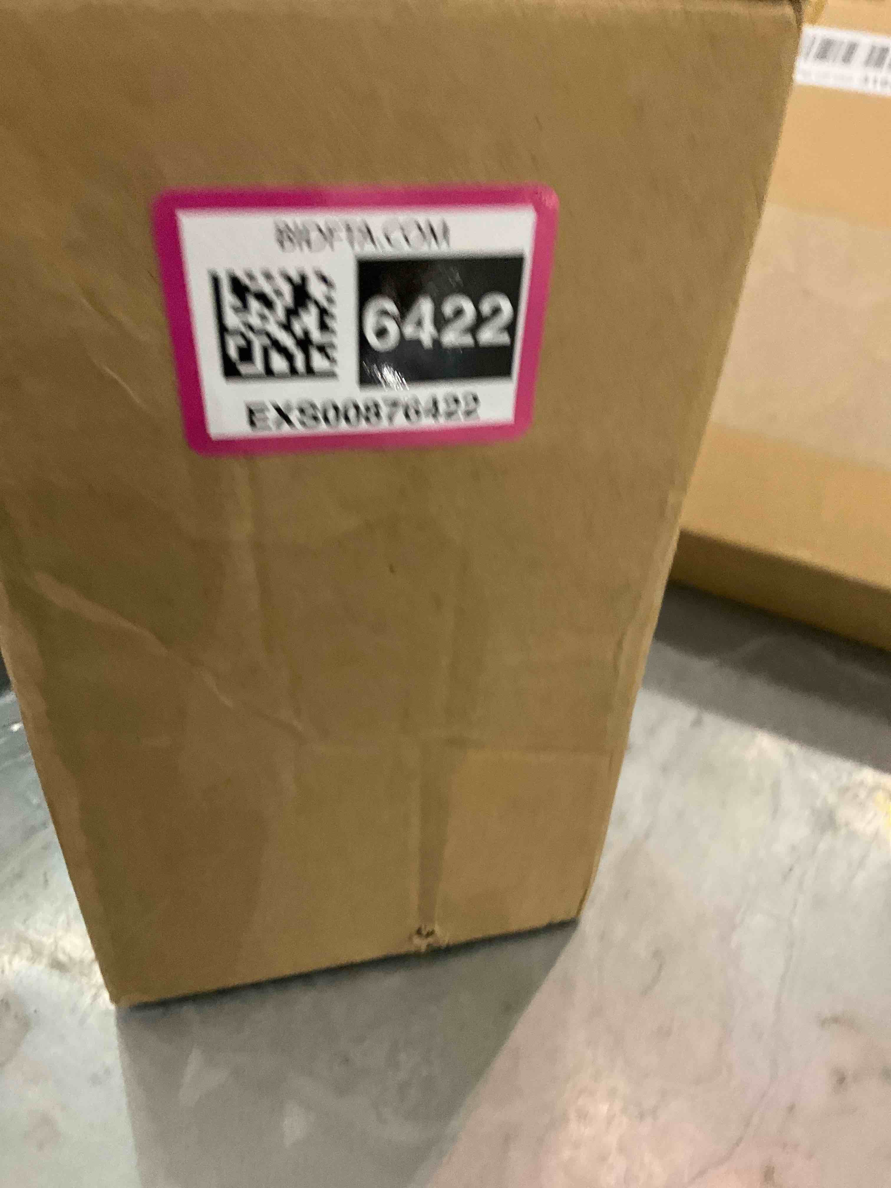 https://s3.amazonaws.com/lotting-images-prod/bidfta/EXS00876422_1700502376518.jpeg