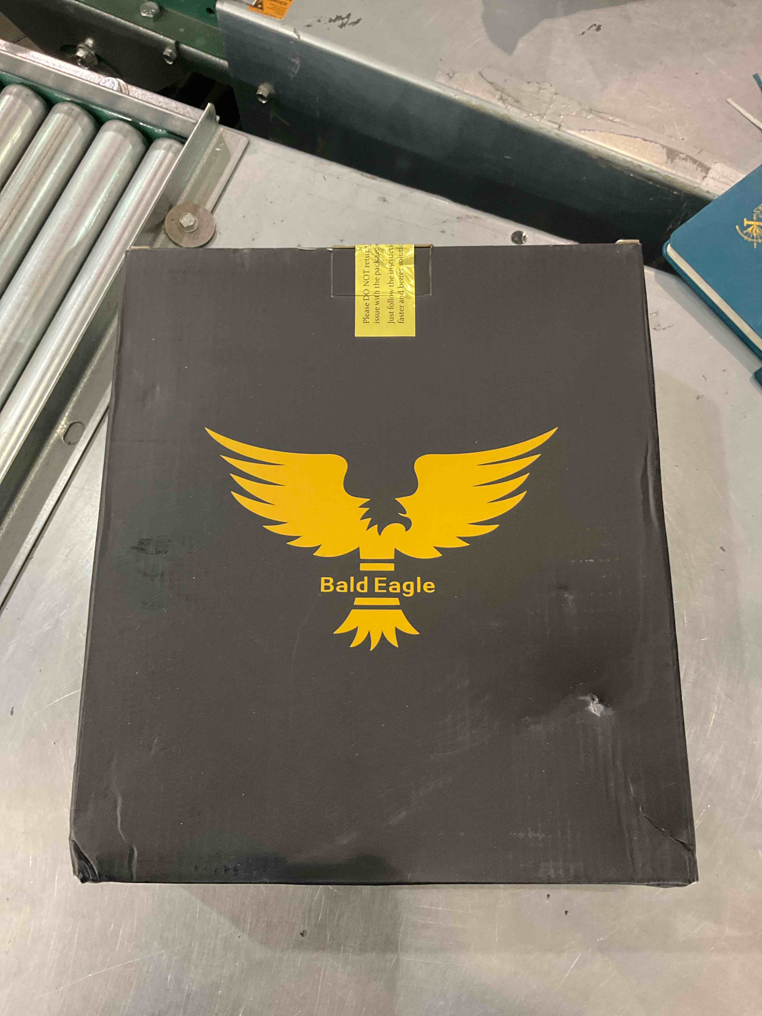 https://s3.amazonaws.com/lotting-images-prod/bidfta/EXS00876959_1698693046440.jpeg