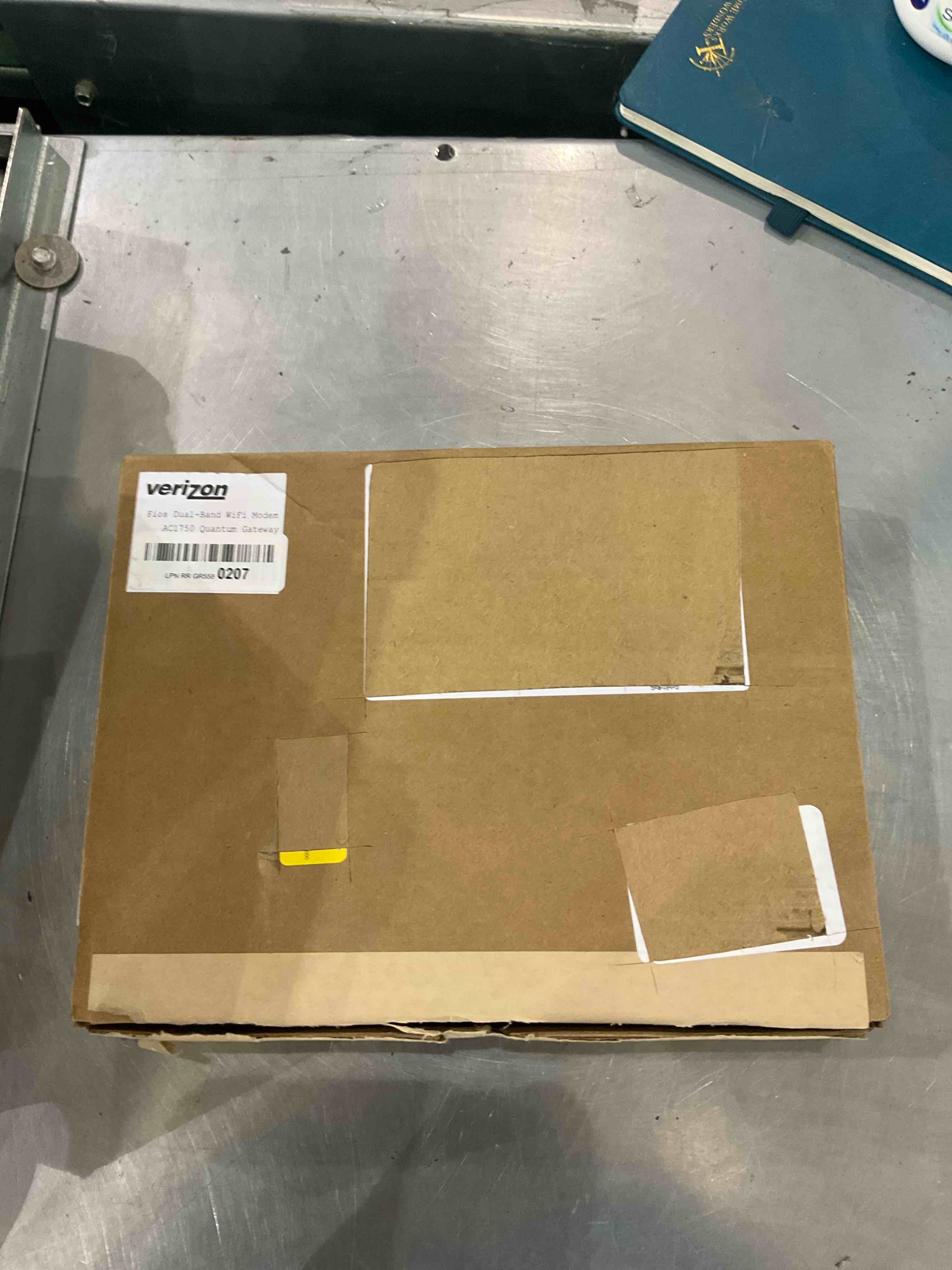 https://s3.amazonaws.com/lotting-images-prod/bidfta/EXS00876962_1698693239593.jpeg