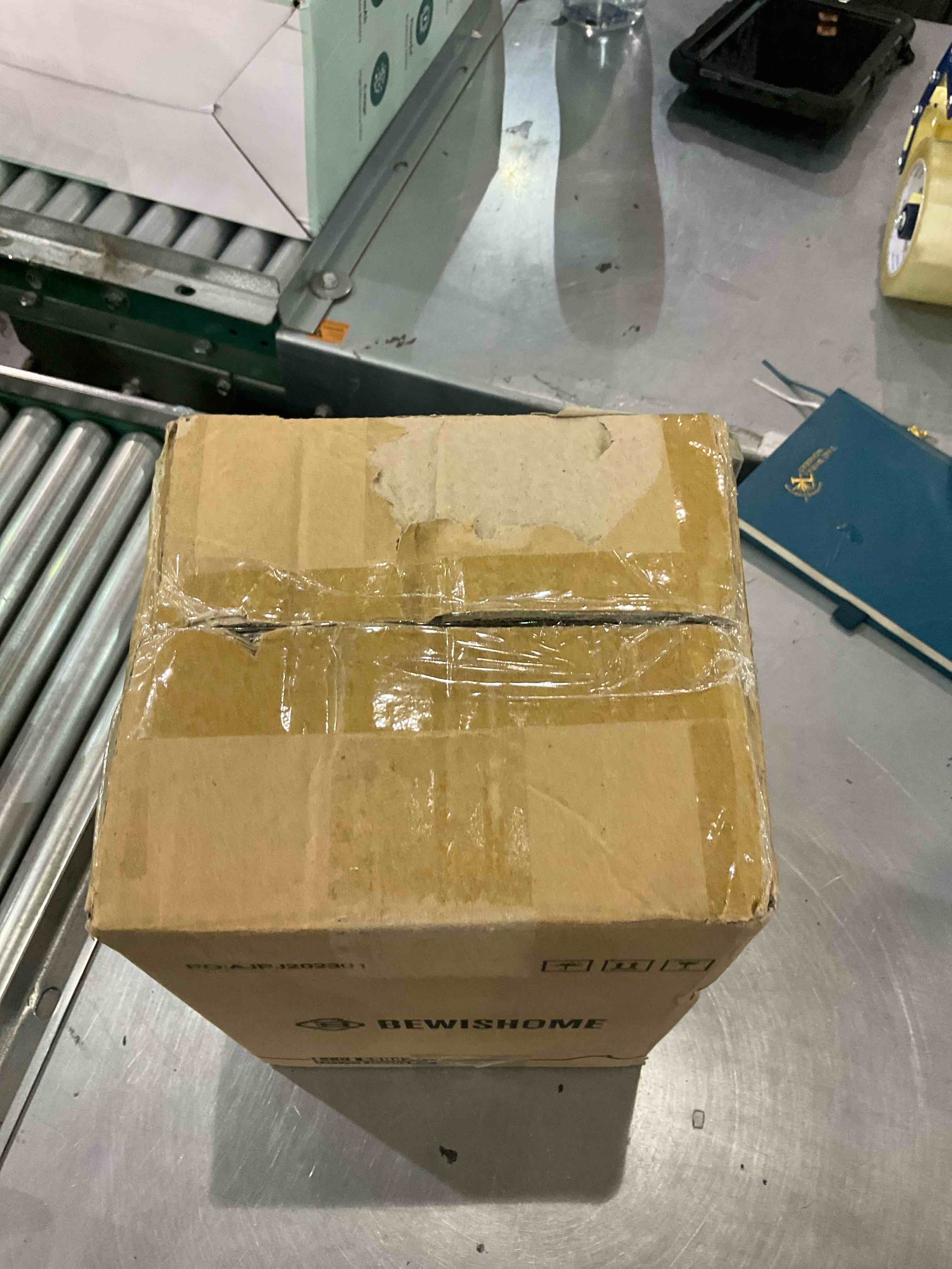 https://s3.amazonaws.com/lotting-images-prod/bidfta/EXS00876975_1698694264867.jpeg