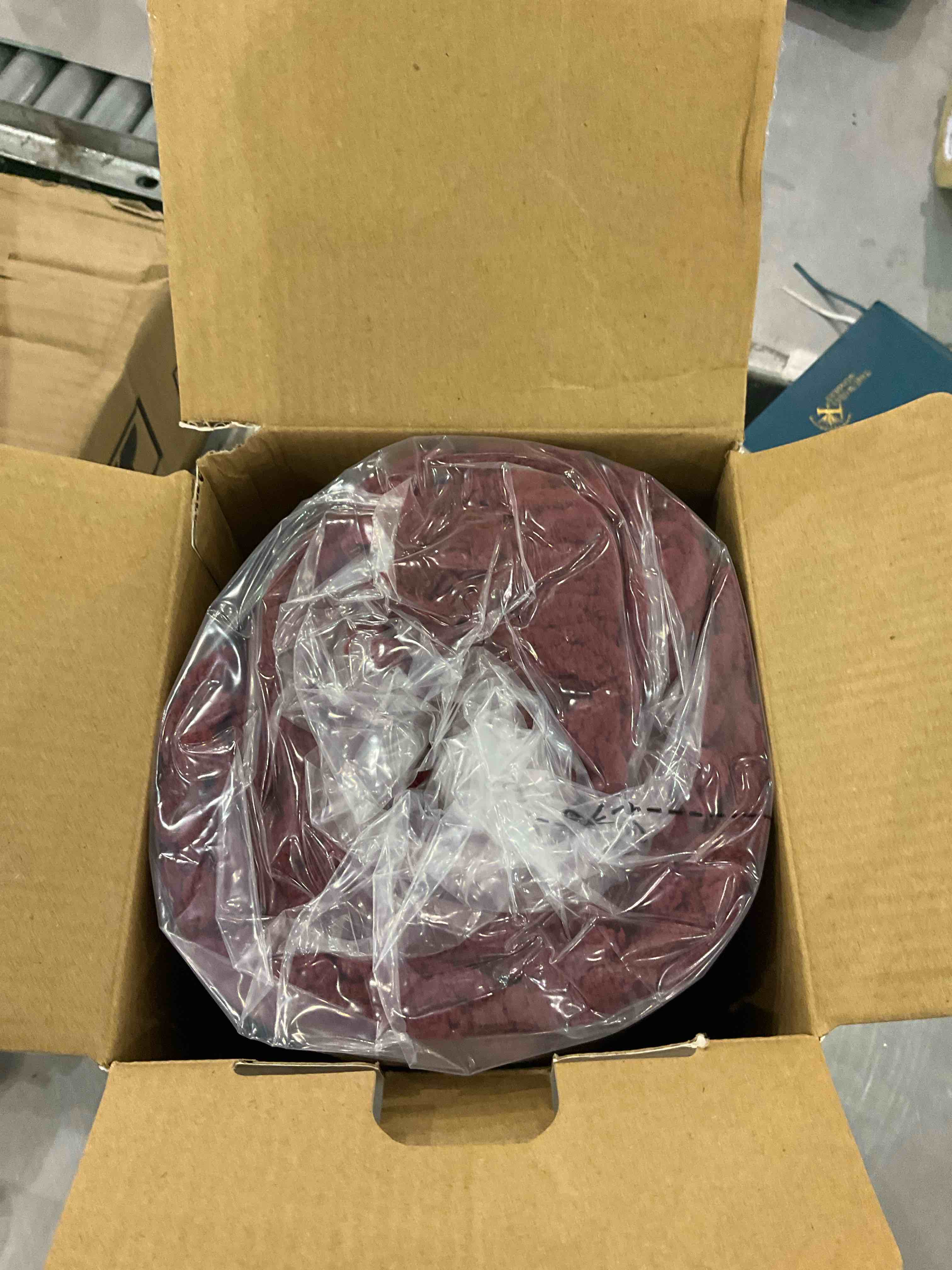 https://s3.amazonaws.com/lotting-images-prod/bidfta/EXS00876982_1698694648637.jpeg