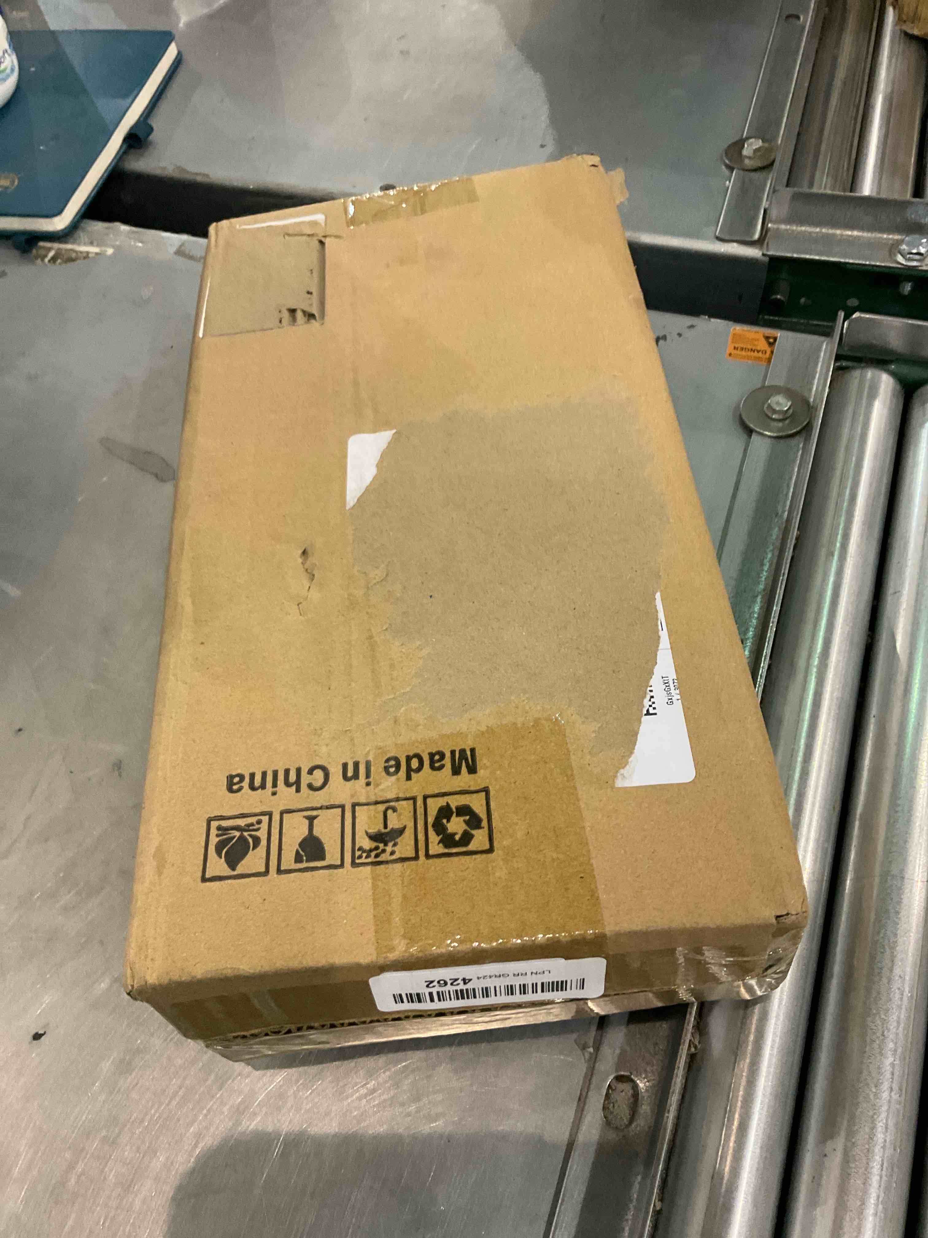 https://s3.amazonaws.com/lotting-images-prod/bidfta/EXS00877319_1698840370222.jpeg