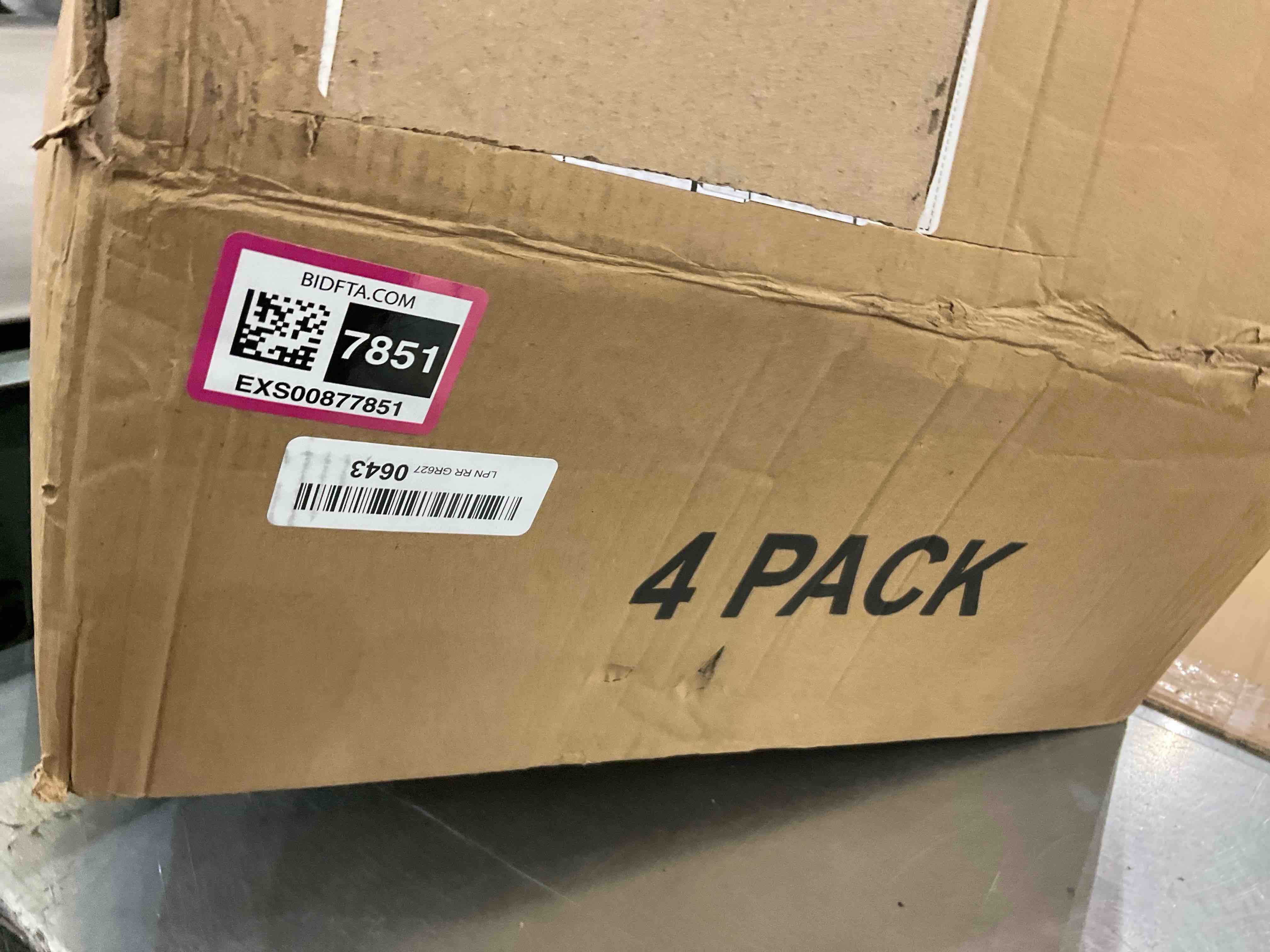 https://s3.amazonaws.com/lotting-images-prod/bidfta/EXS00877851_1698936201896.jpeg