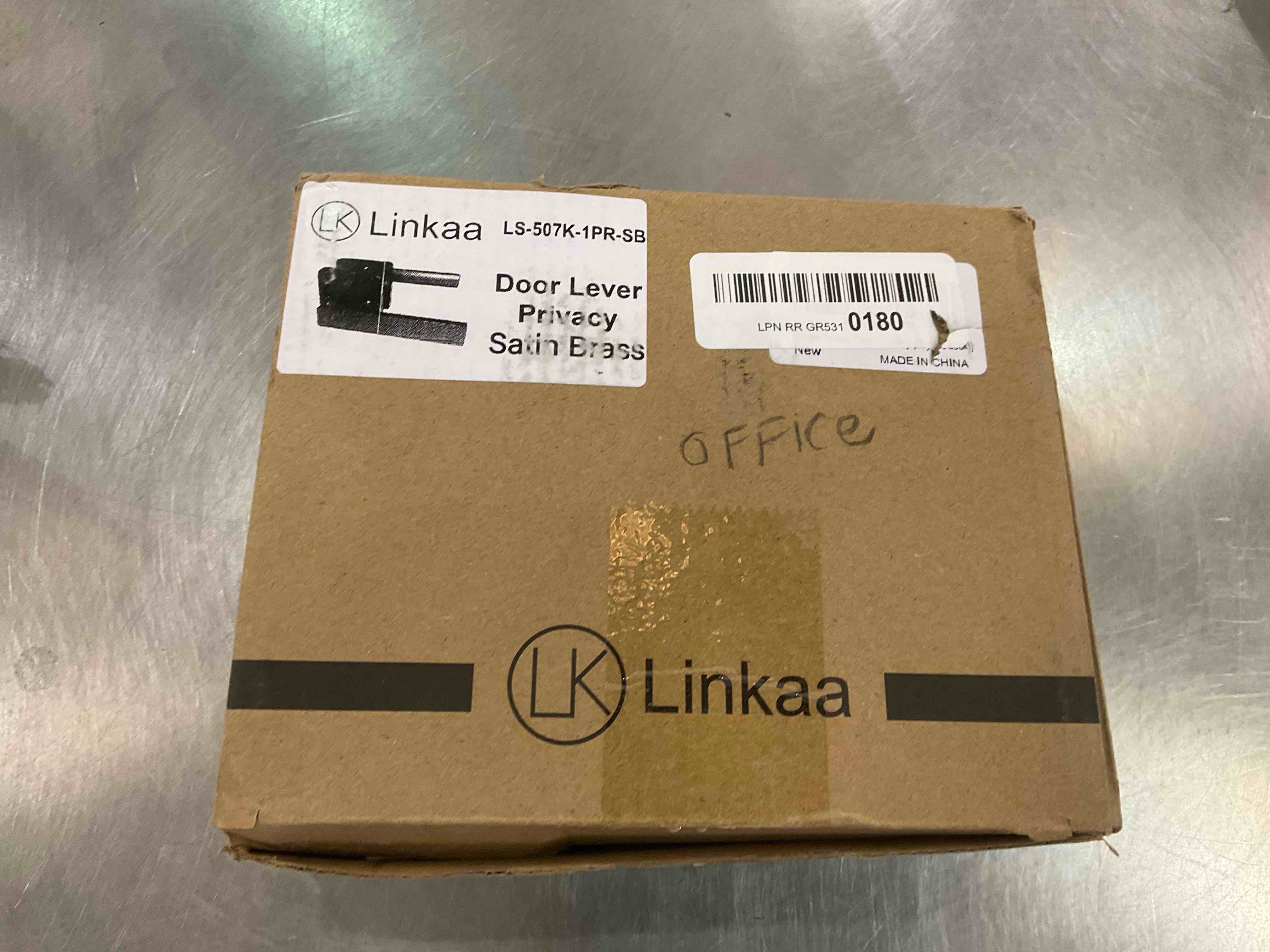 https://s3.amazonaws.com/lotting-images-prod/bidfta/EXS00878259_1699285751955.jpeg