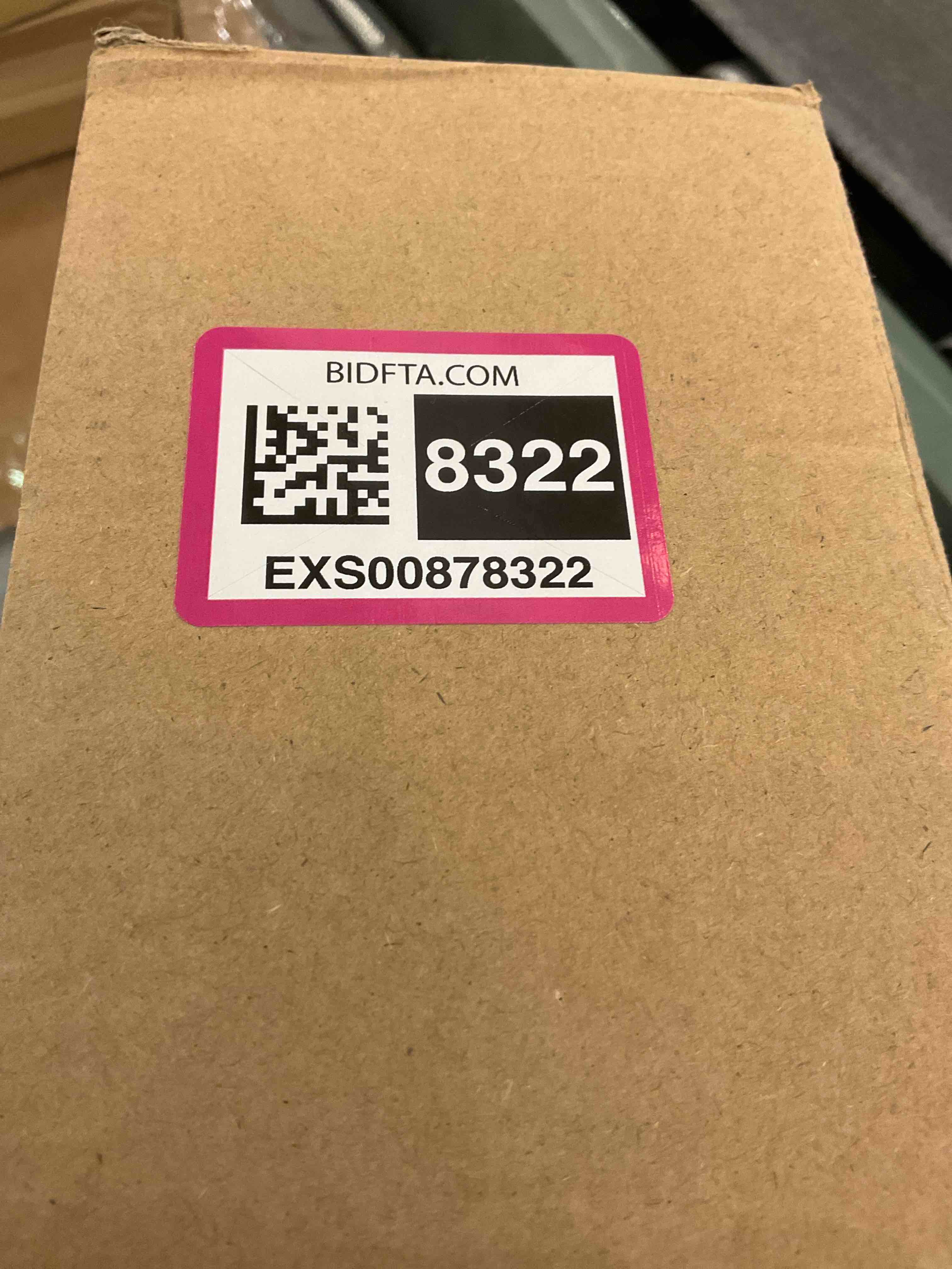 https://s3.amazonaws.com/lotting-images-prod/bidfta/EXS00878322_1699296738827.jpeg