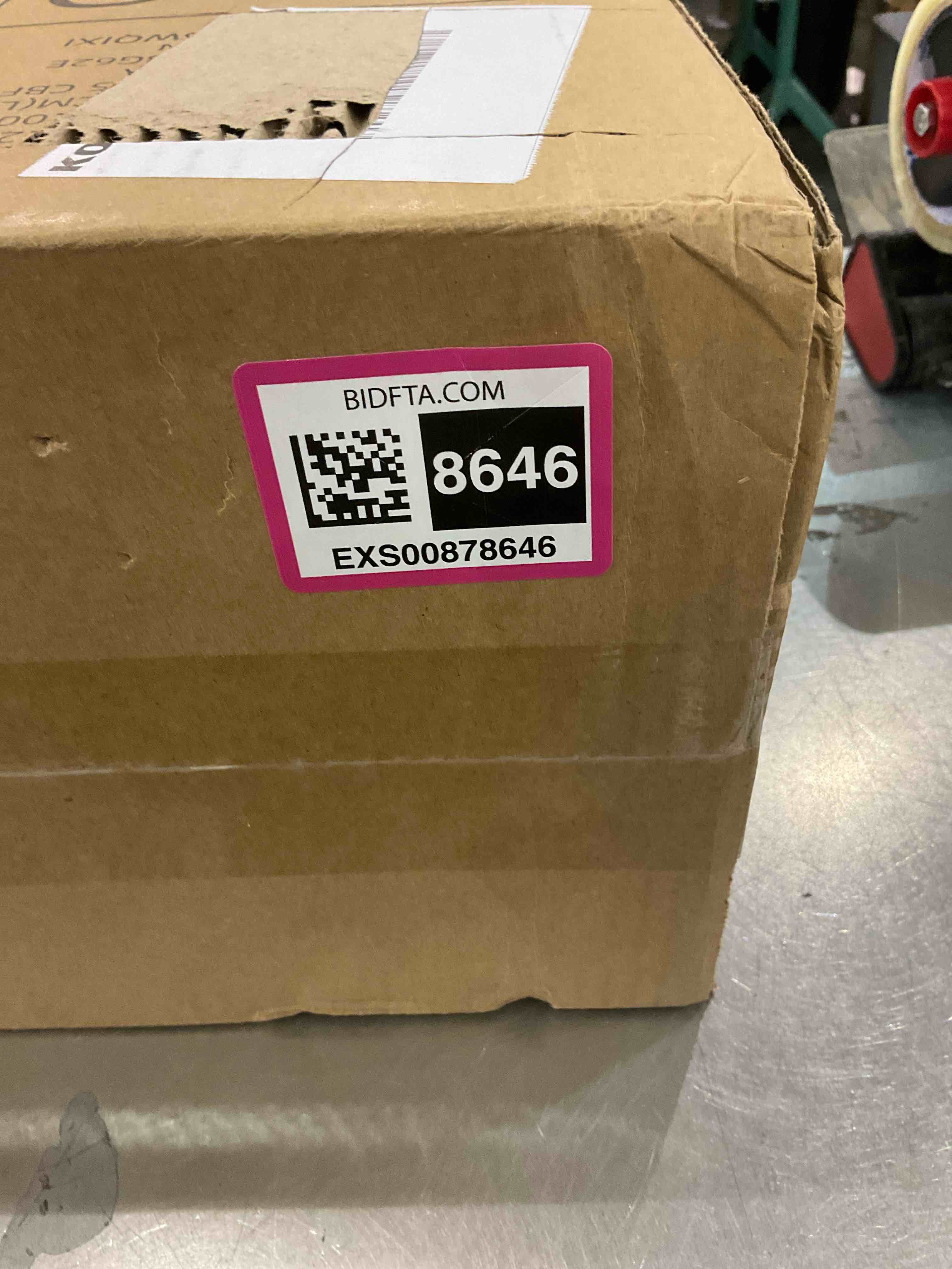 https://s3.amazonaws.com/lotting-images-prod/bidfta/EXS00878646_1705088038031.jpeg