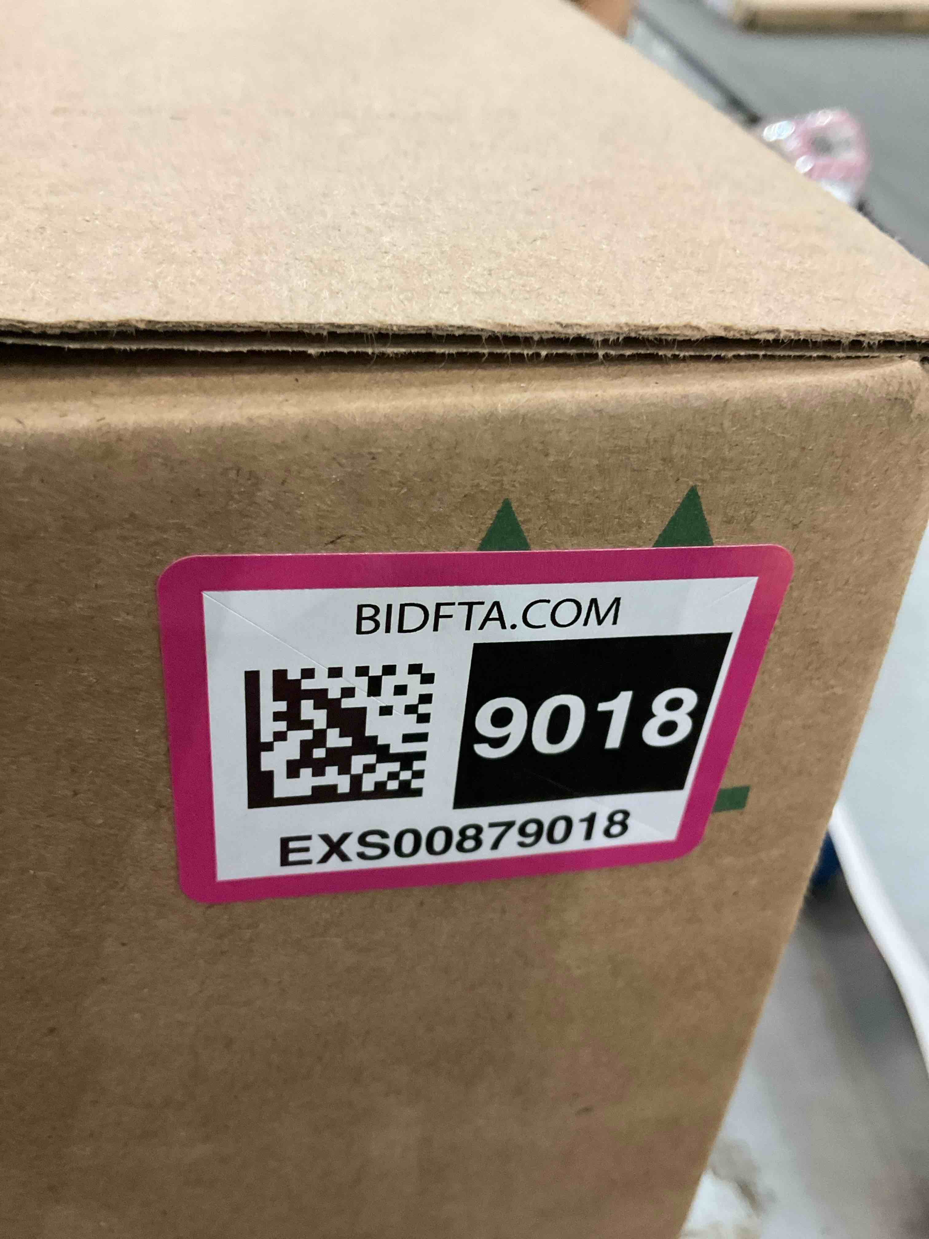 https://s3.amazonaws.com/lotting-images-prod/bidfta/EXS00879018_1698342852327.jpeg