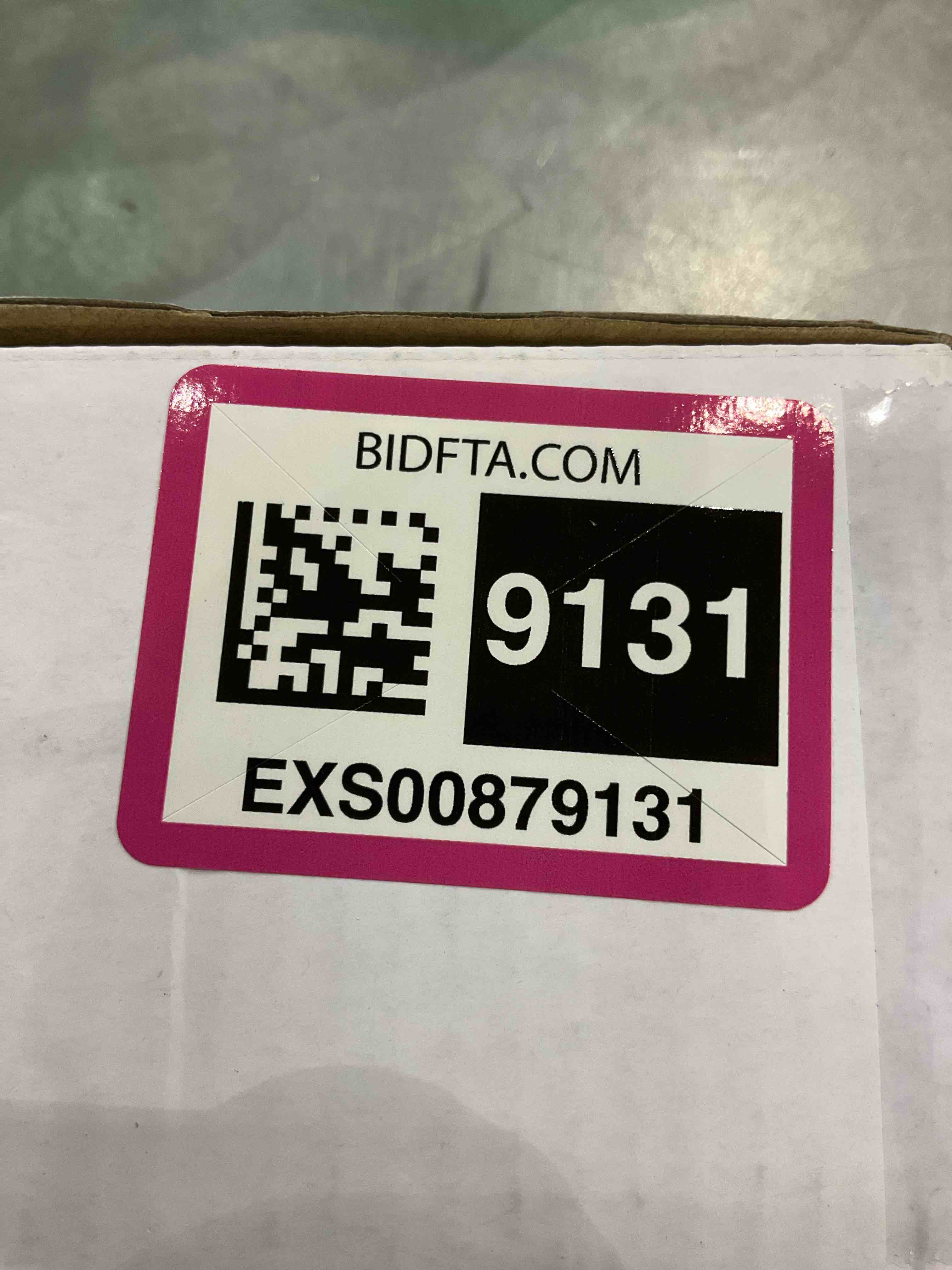 https://s3.amazonaws.com/lotting-images-prod/bidfta/EXS00879131_1698670554102.jpeg