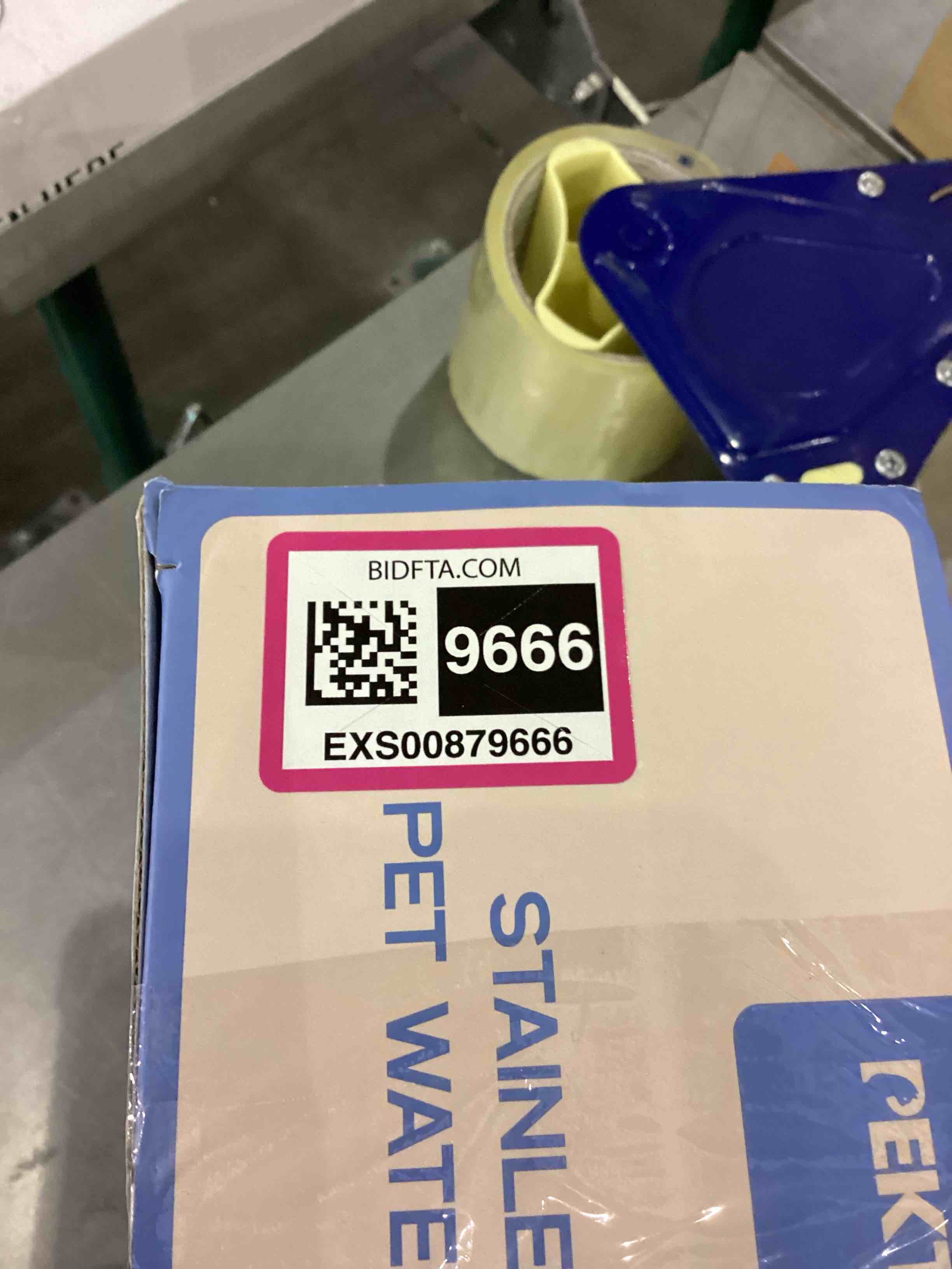 https://s3.amazonaws.com/lotting-images-prod/bidfta/EXS00879666_1698923640649.jpeg
