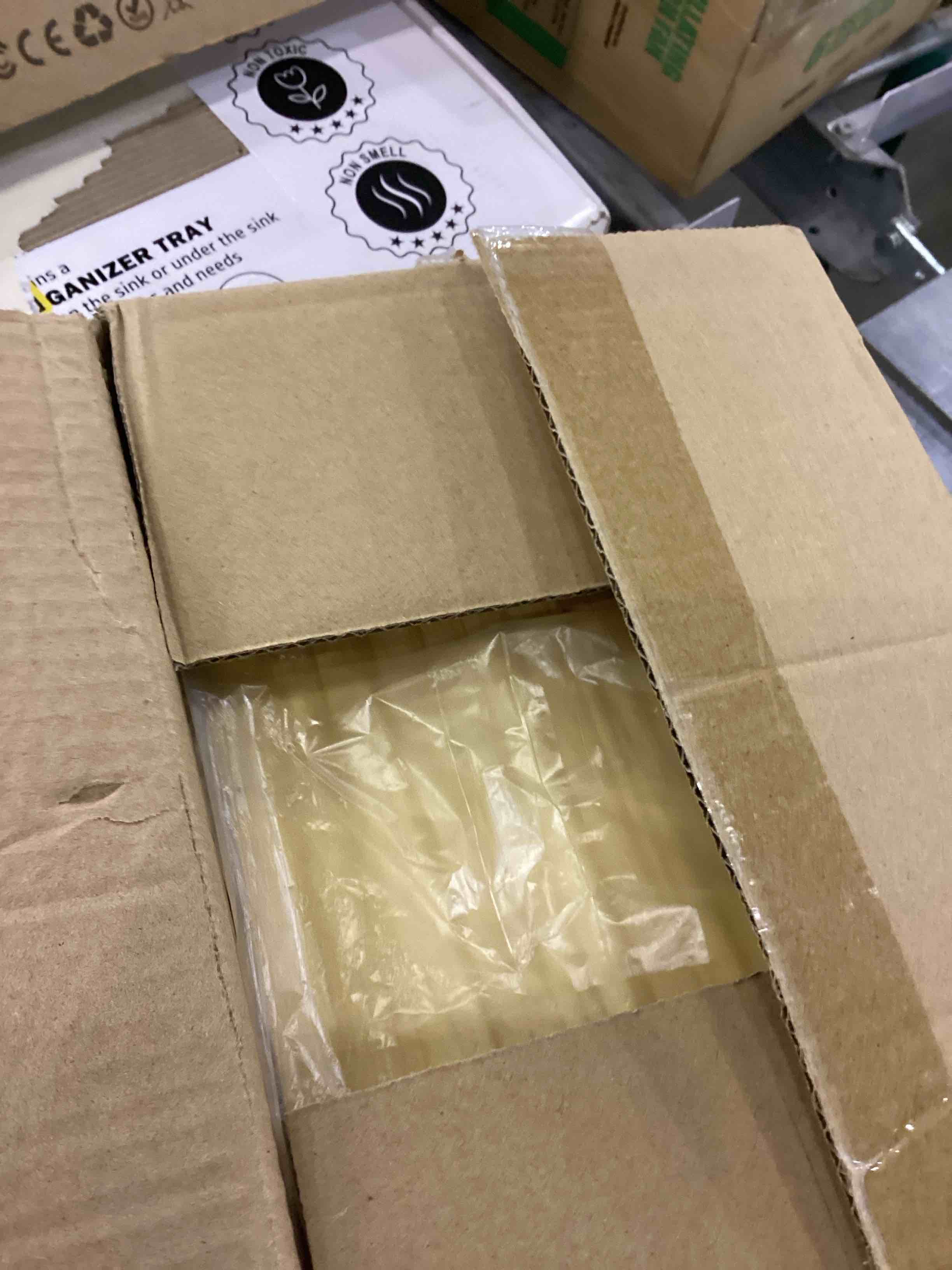 https://s3.amazonaws.com/lotting-images-prod/bidfta/EXS00879668_1698923784512.jpeg