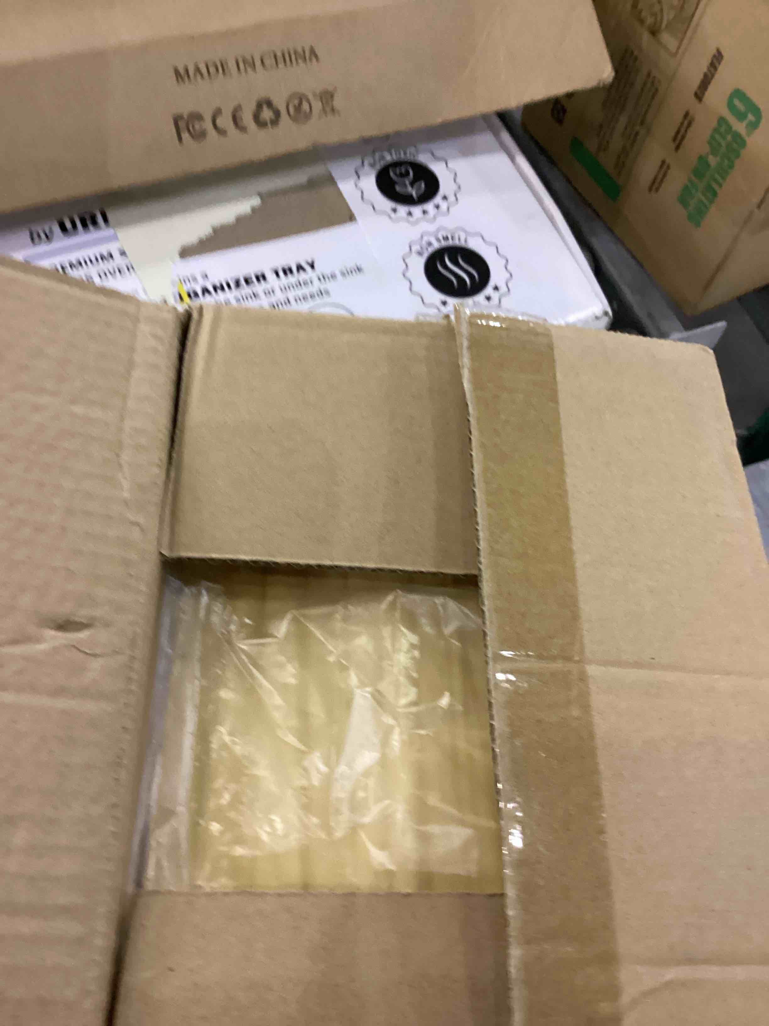 https://s3.amazonaws.com/lotting-images-prod/bidfta/EXS00879668_1698923786392.jpeg