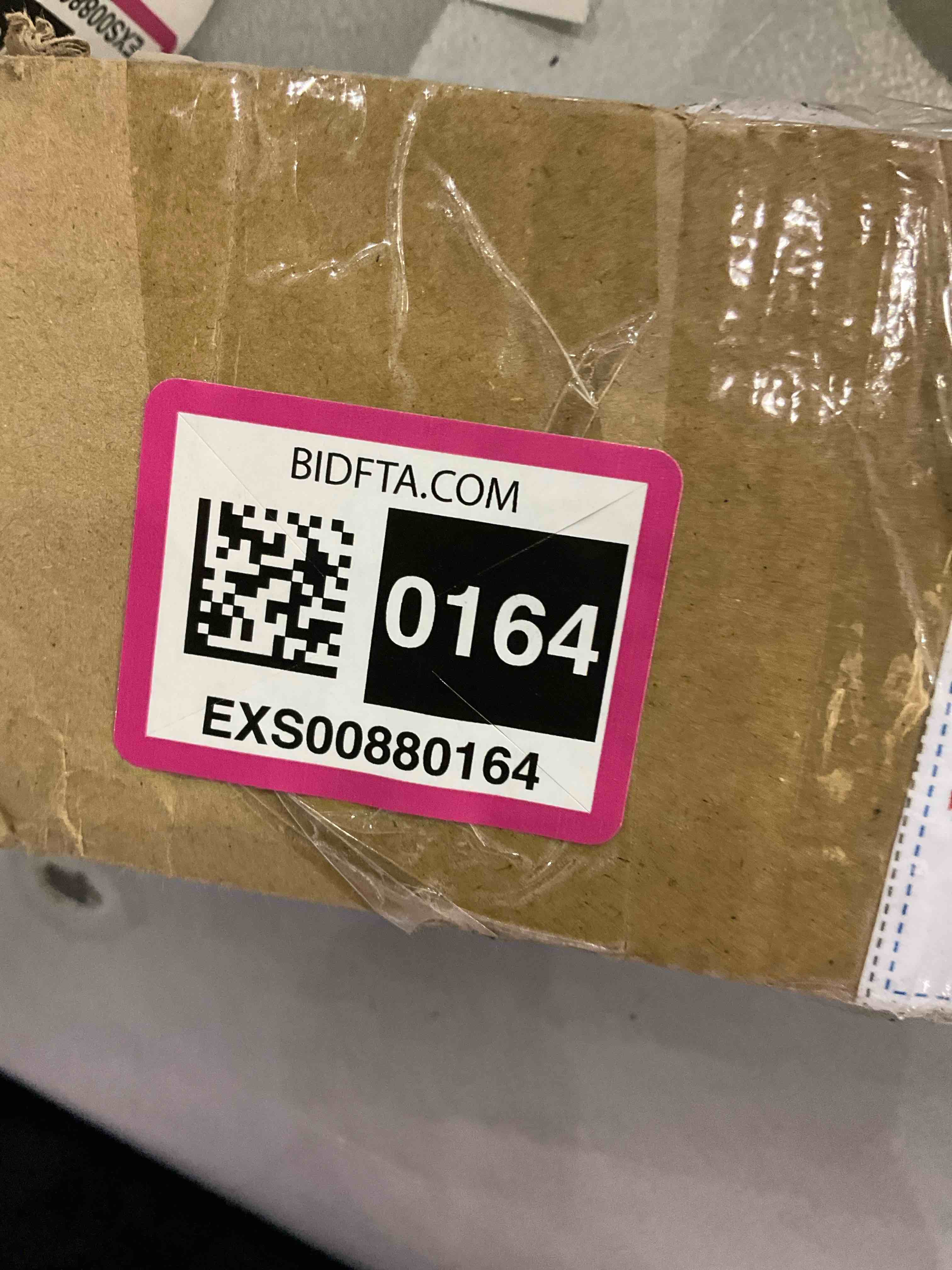 https://s3.amazonaws.com/lotting-images-prod/bidfta/EXS00880164_1700584104453.jpeg