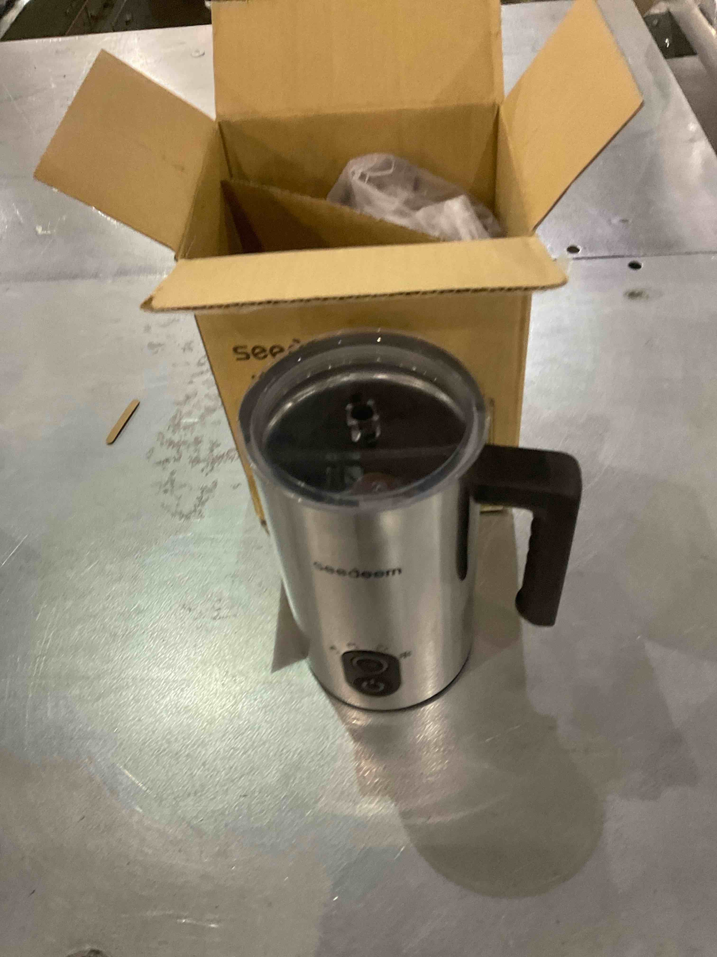 https://s3.amazonaws.com/lotting-images-prod/bidfta/EXS00880622_1700657450198.jpeg