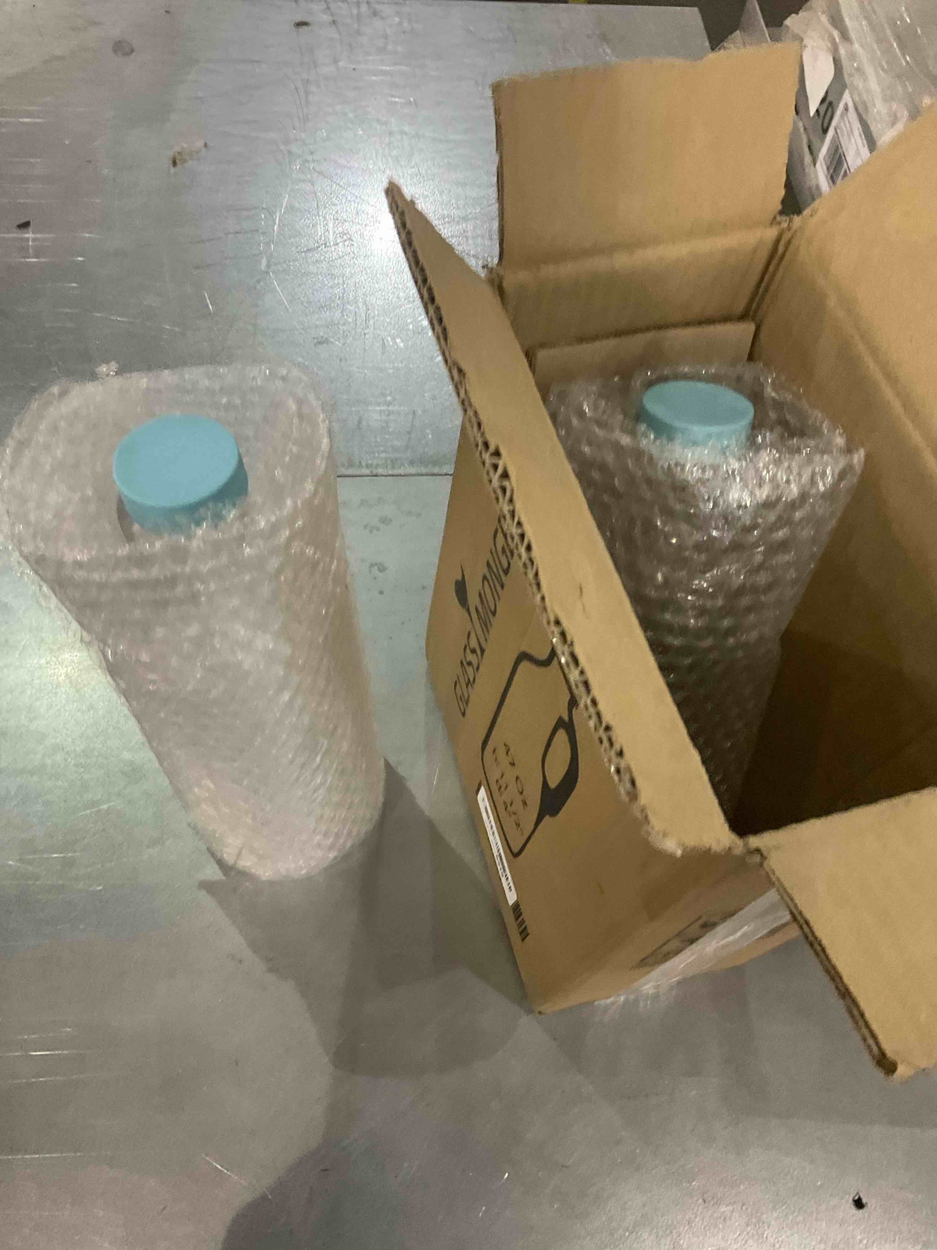 https://s3.amazonaws.com/lotting-images-prod/bidfta/EXS00880635_1700658721363.jpeg