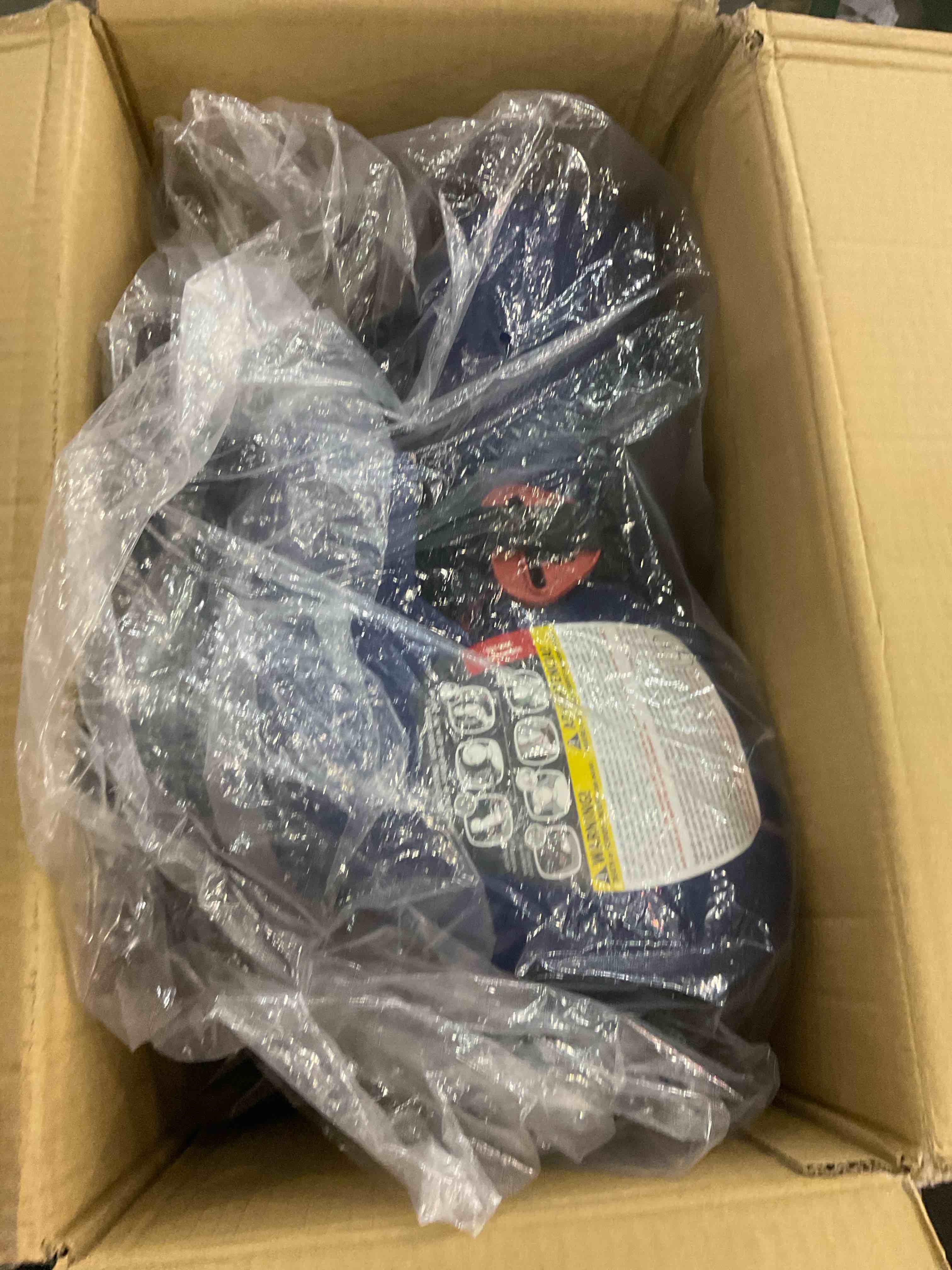 https://s3.amazonaws.com/lotting-images-prod/bidfta/EXS00880670_1700664767621.jpeg