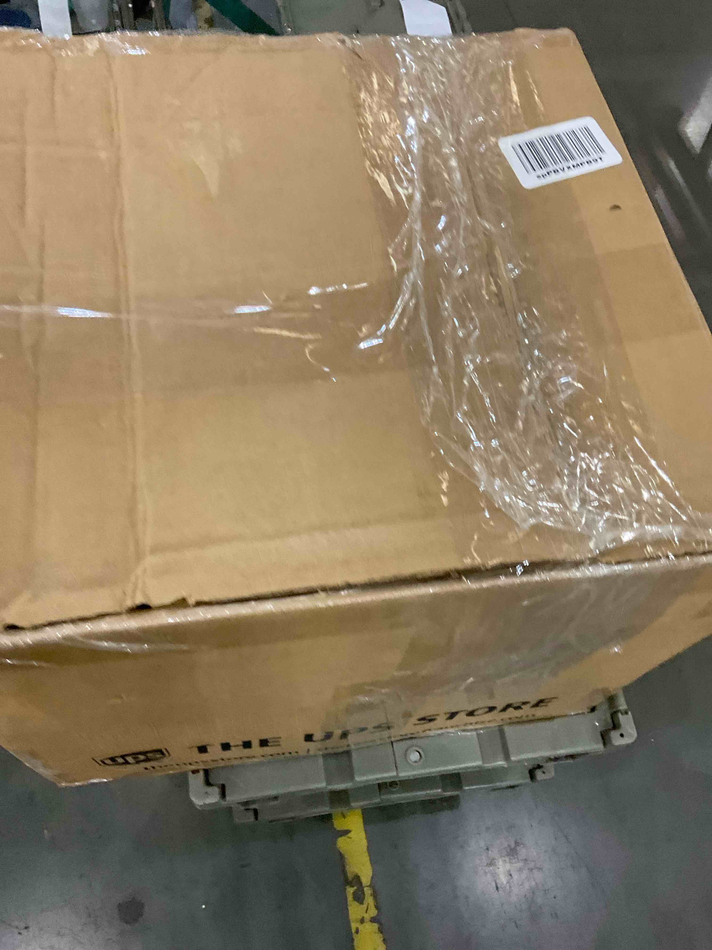 https://s3.amazonaws.com/lotting-images-prod/bidfta/EXS00880680_1700666487381.jpeg