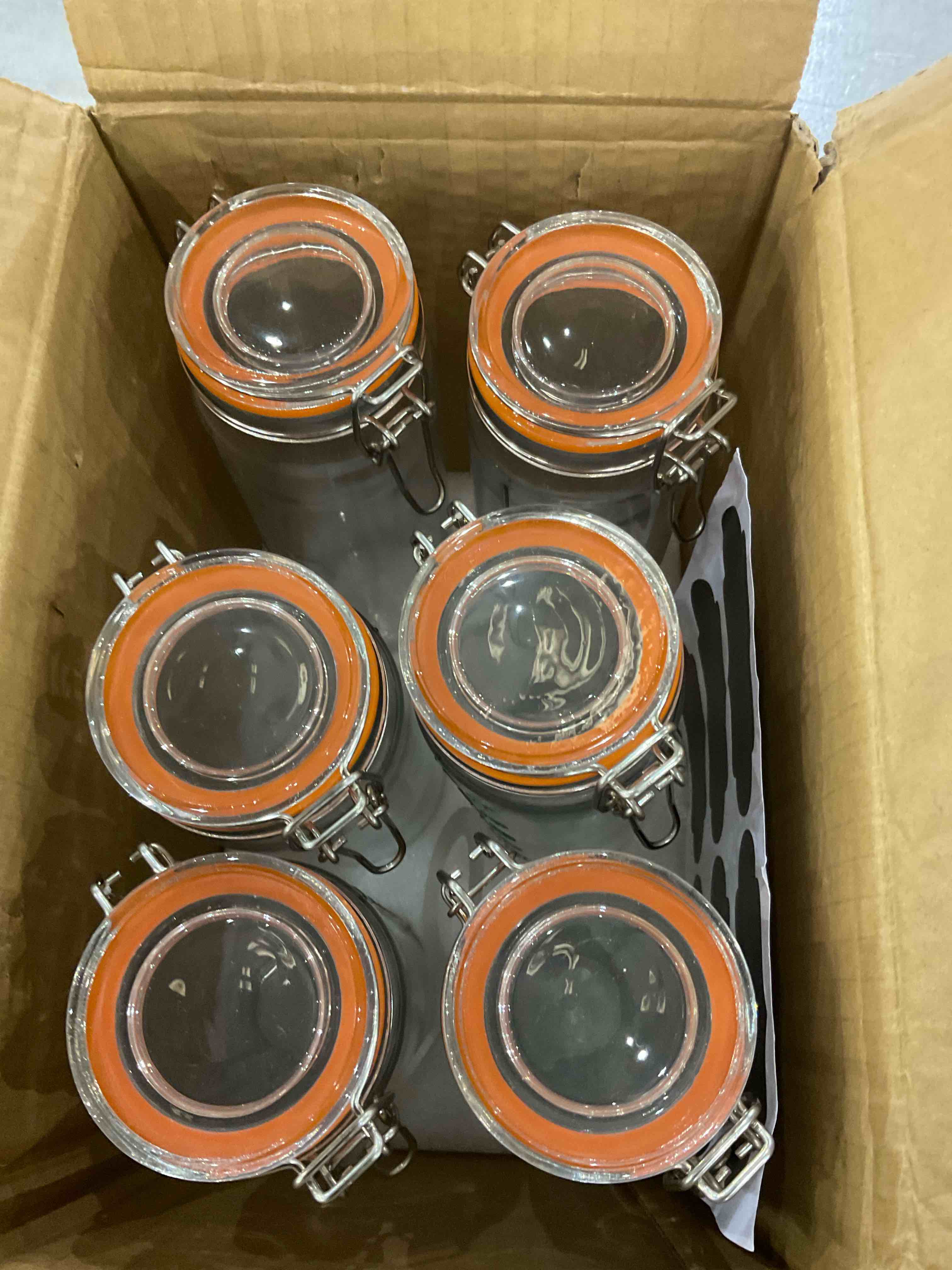 https://s3.amazonaws.com/lotting-images-prod/bidfta/EXS00880731_1700676321903.jpeg