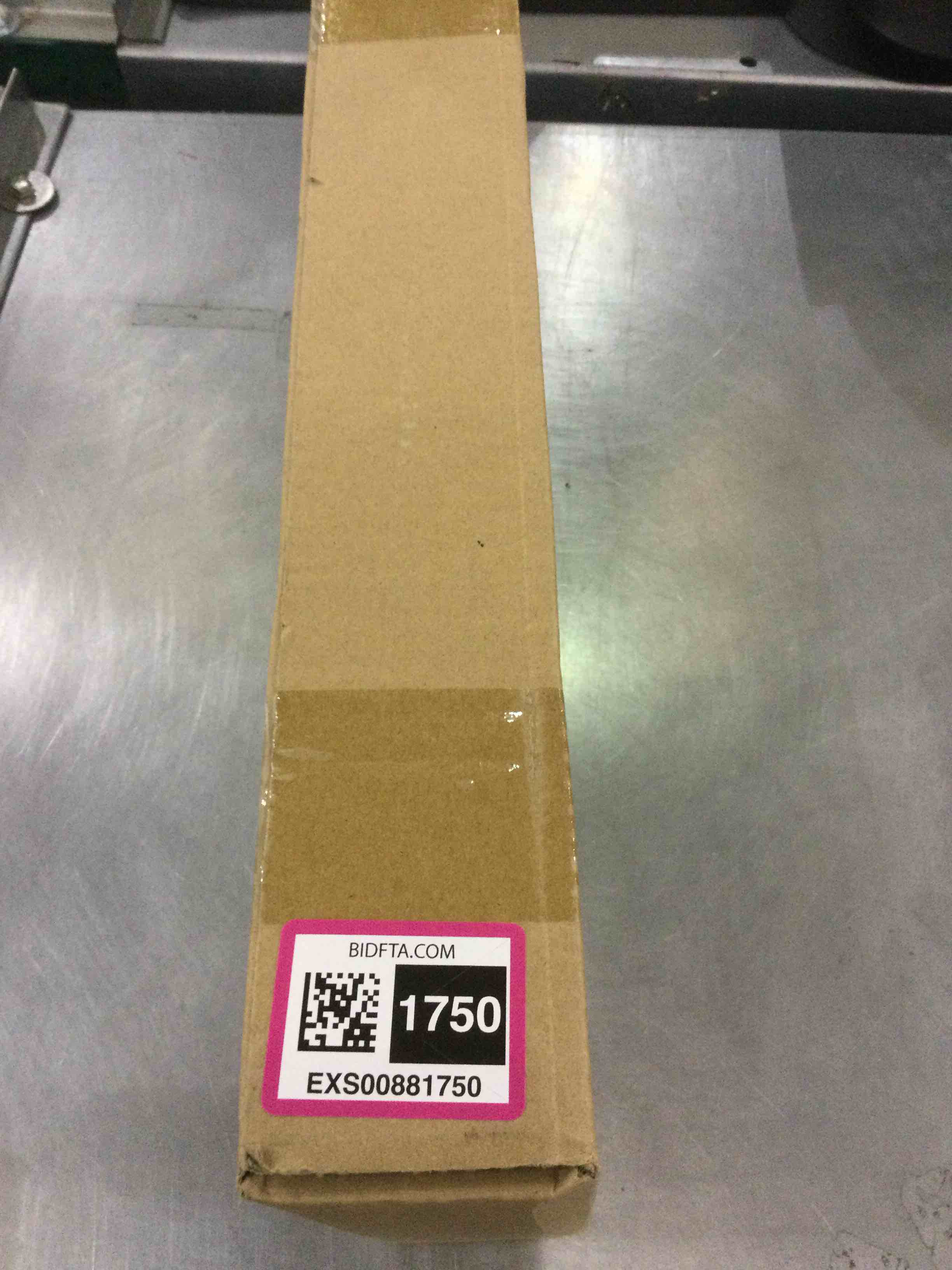 Nuit Slot Car Racing Track Sets Lightning McQueen Toys Including 2 Slot Cars 1:43 Scale and 2 Hand Controllers Race Car Track Sets Dual Racing Gifts for Children Boys Girls Over 3 Years Old Easter Day