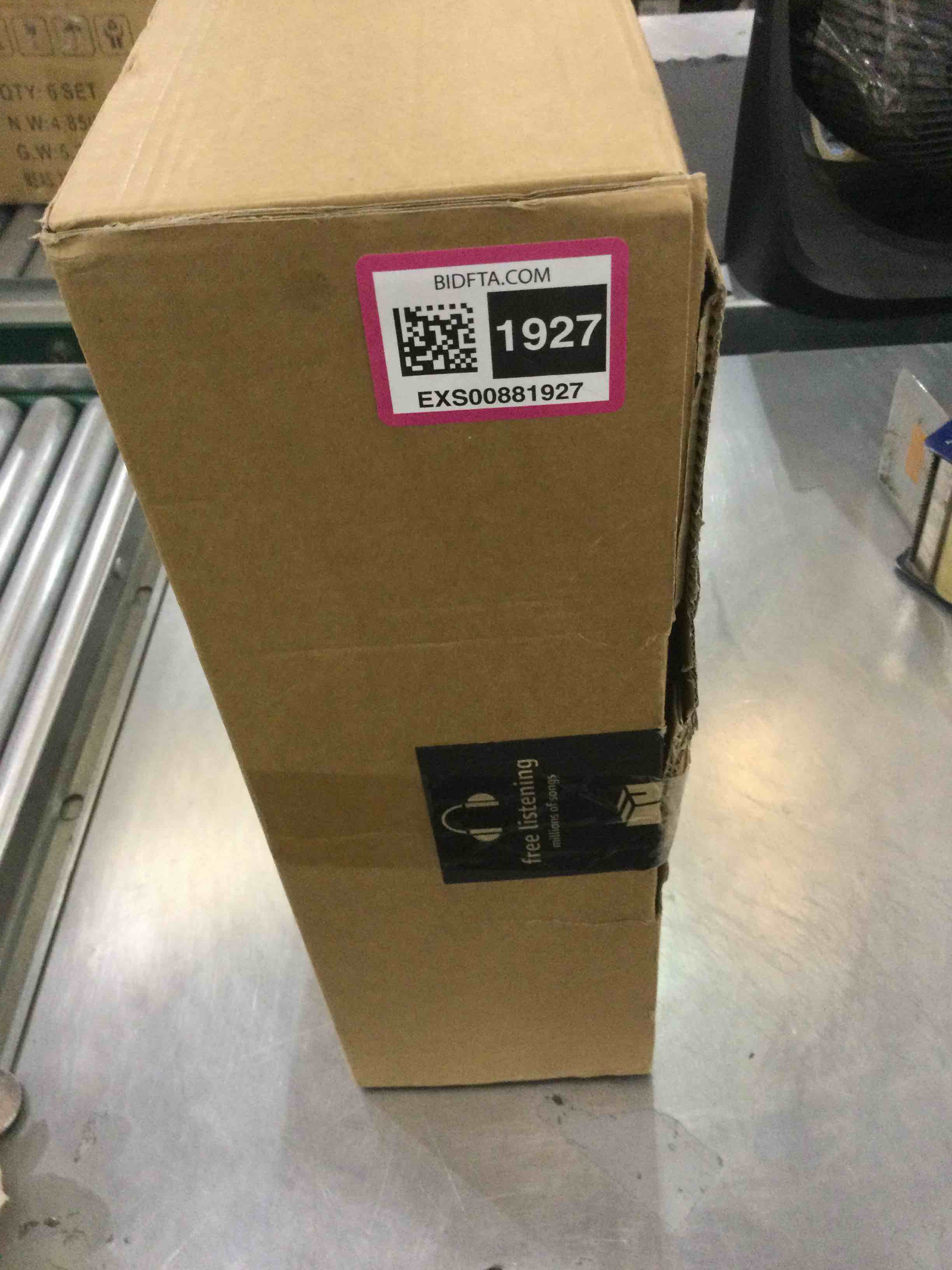 https://s3.amazonaws.com/lotting-images-prod/bidfta/EXS00881927_1701106882792.jpeg