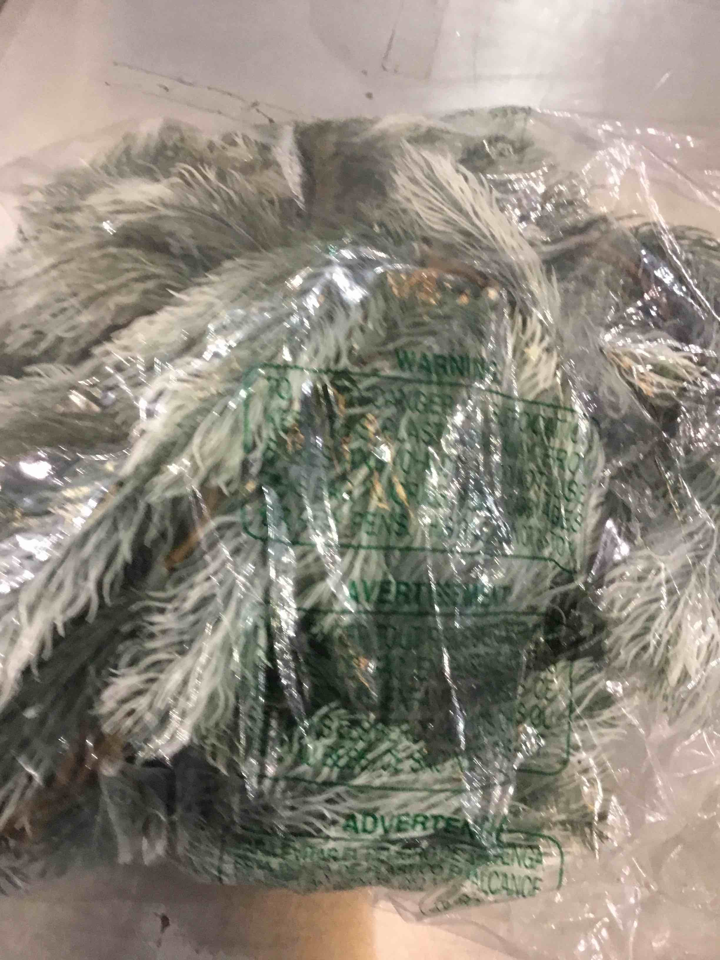 https://s3.amazonaws.com/lotting-images-prod/bidfta/EXS00882189_1701718710809.jpeg