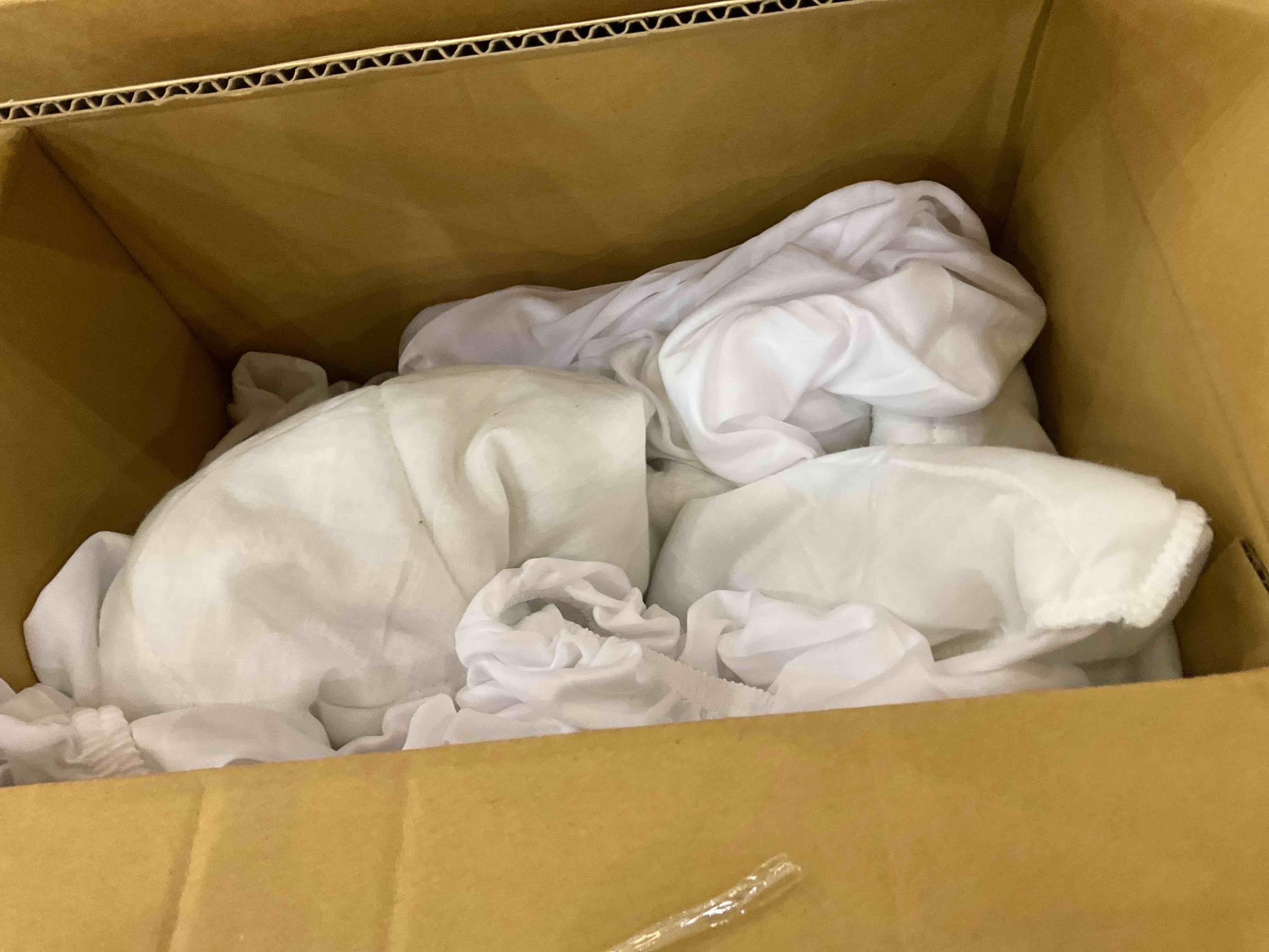 https://s3.amazonaws.com/lotting-images-prod/bidfta/EXS00882708_1701881314589.jpeg