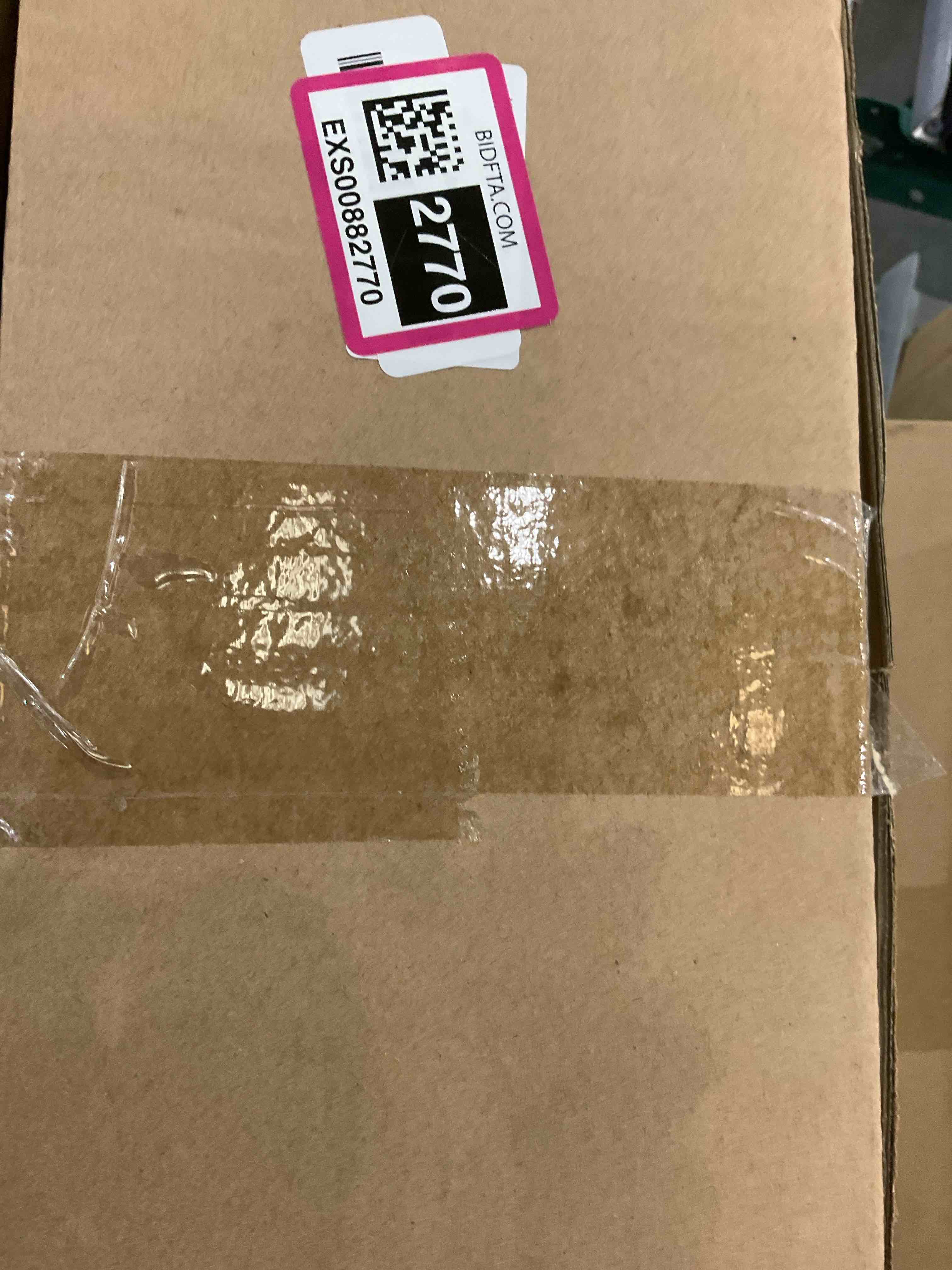 https://s3.amazonaws.com/lotting-images-prod/bidfta/EXS00882770_1701893488218.jpeg