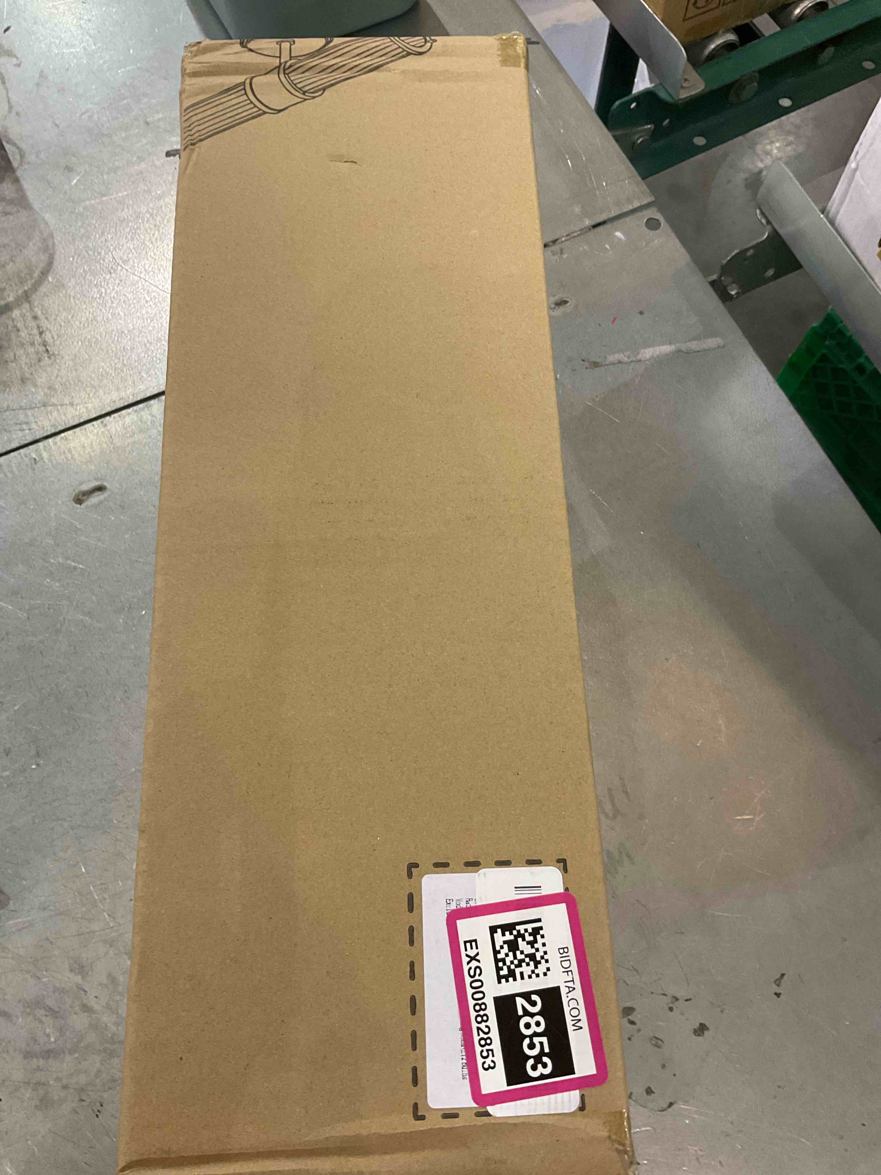 https://s3.amazonaws.com/lotting-images-prod/bidfta/EXS00882853_1702046402694.jpeg